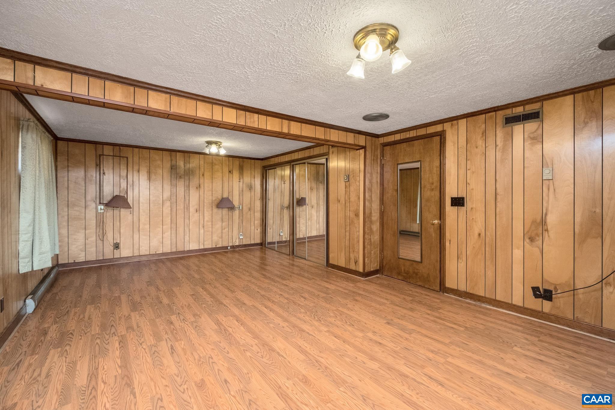 LOCUST GROVE - Residential