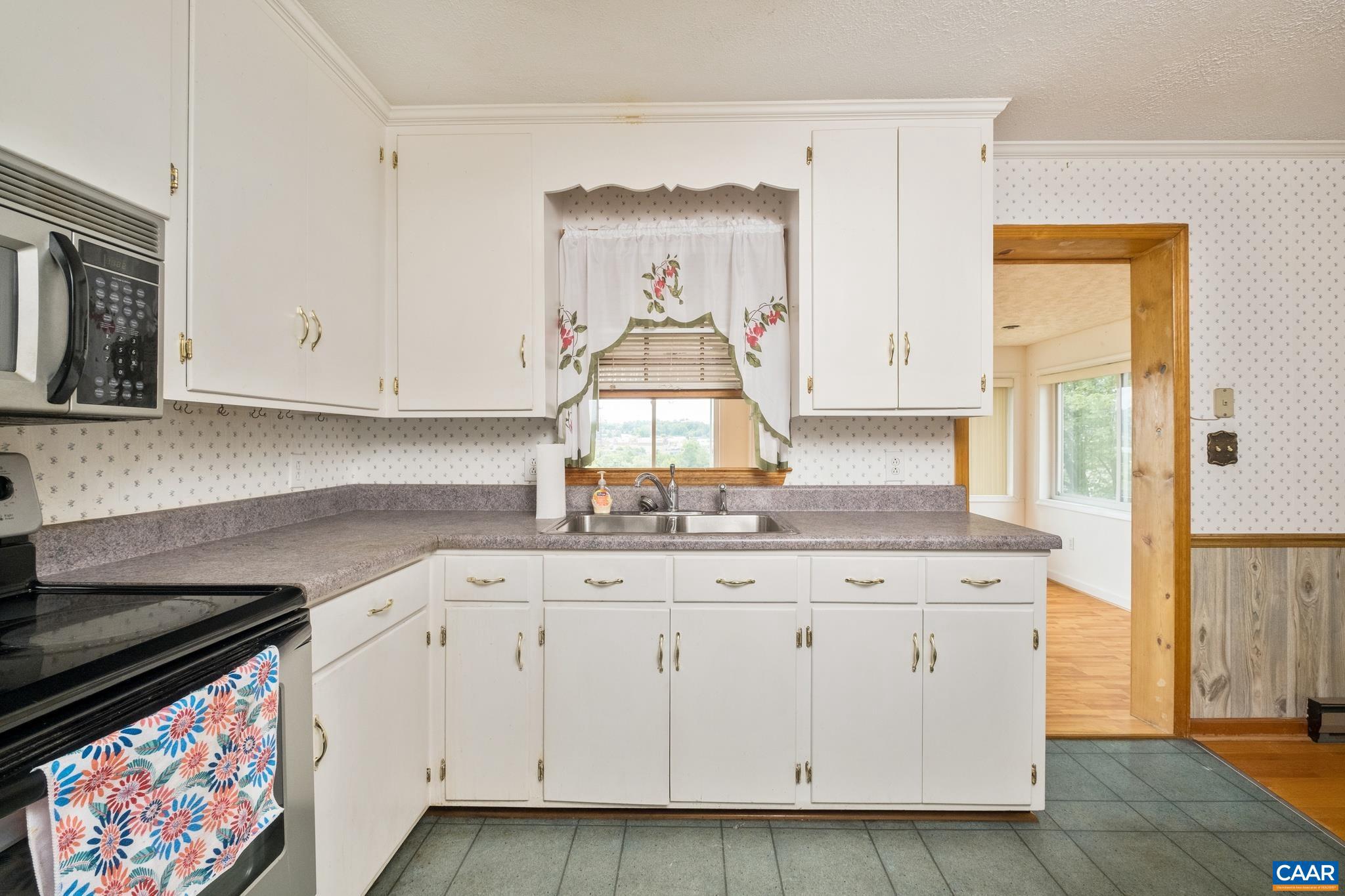 LOCUST GROVE - Residential