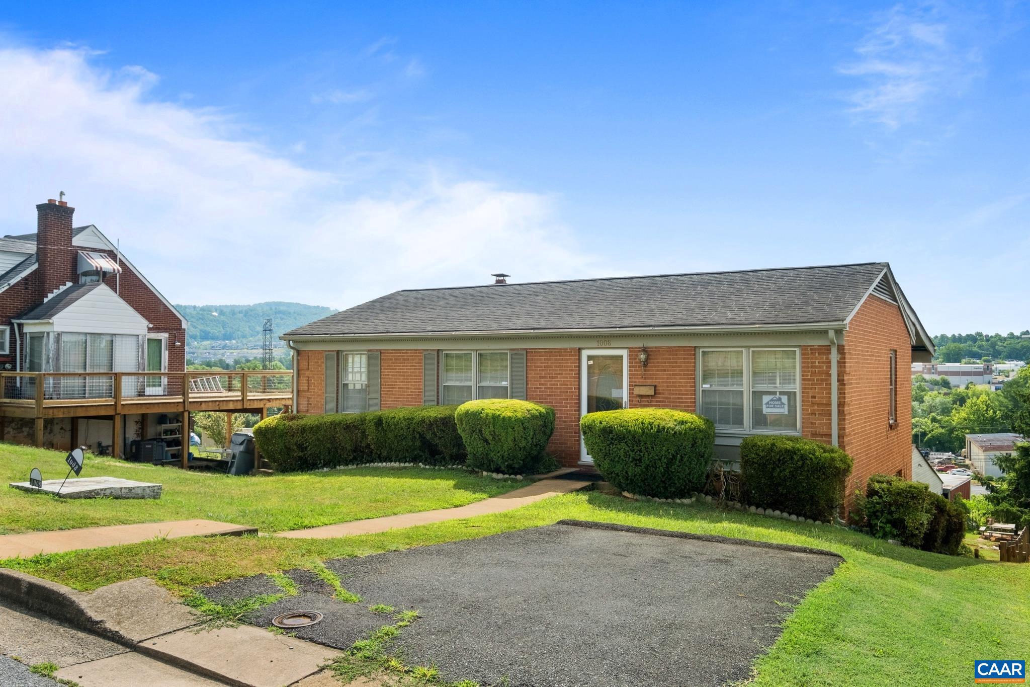 LOCUST GROVE - Residential