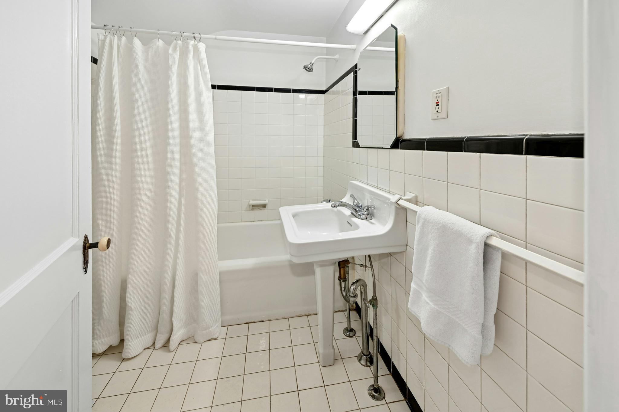 COLESTON - Residential