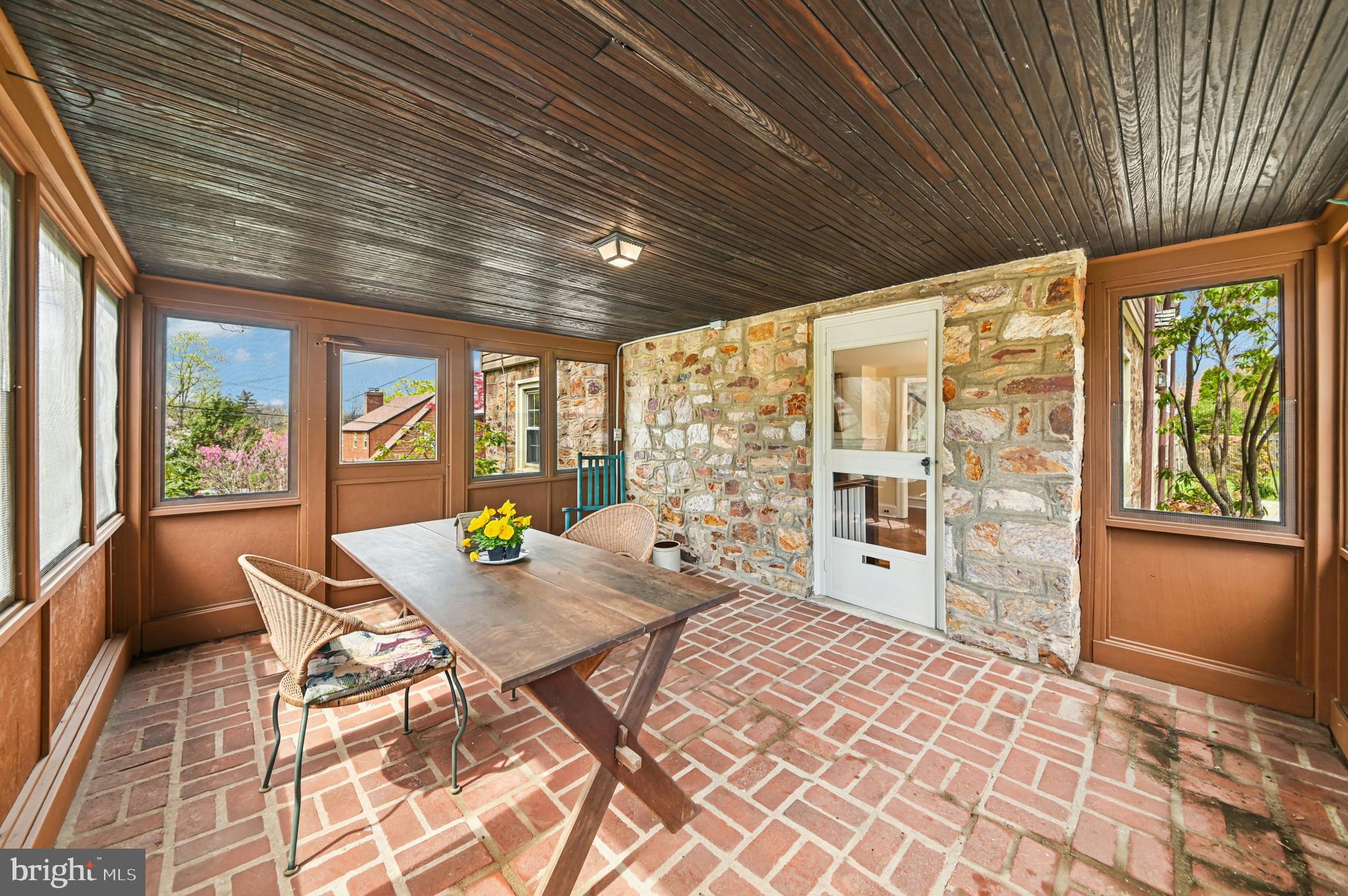 COLESTON - Residential