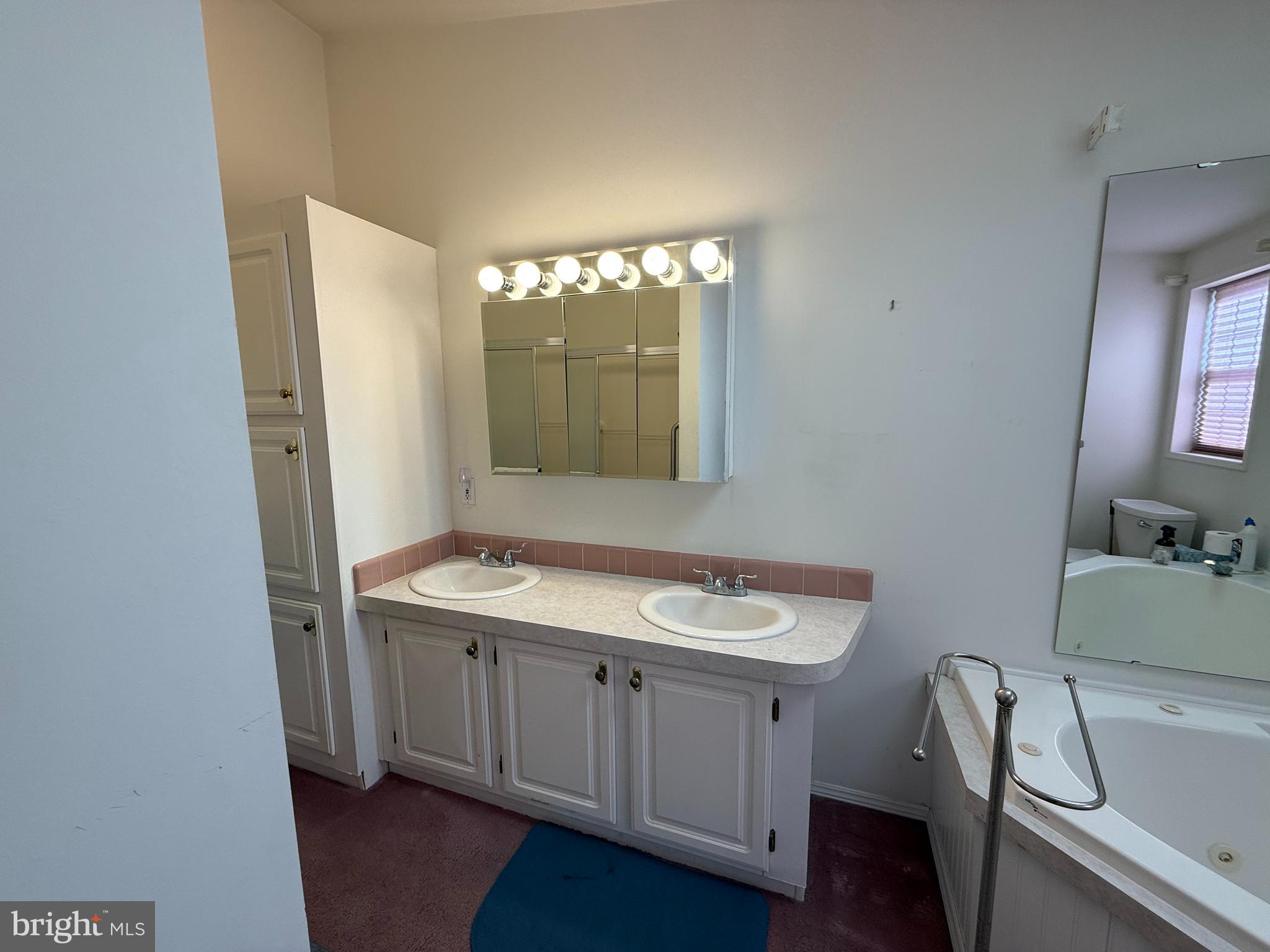 BUCKINGHAM SPRINGS - Residential