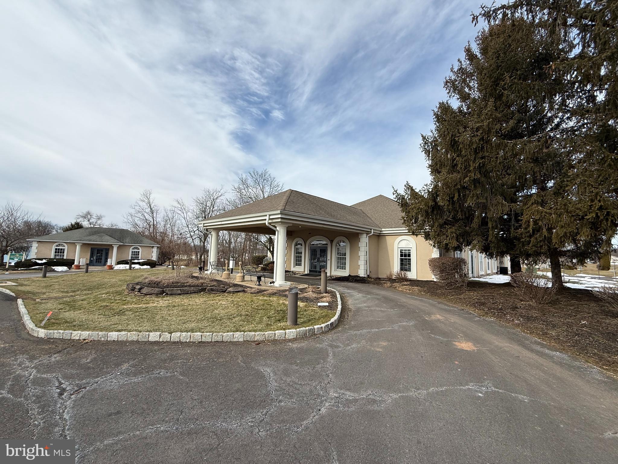 BUCKINGHAM SPRINGS - Residential