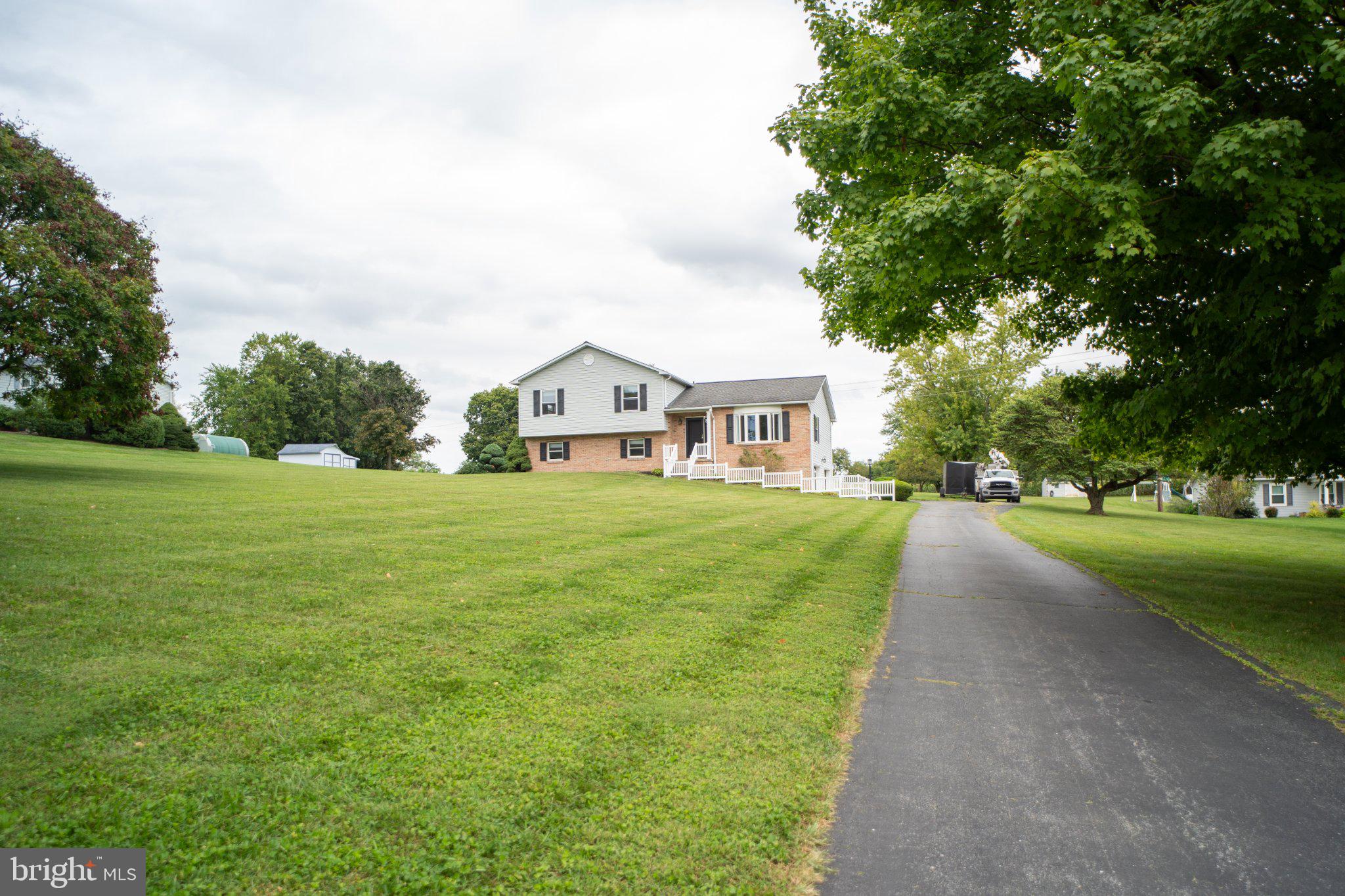 1017 VALLEY ROAD