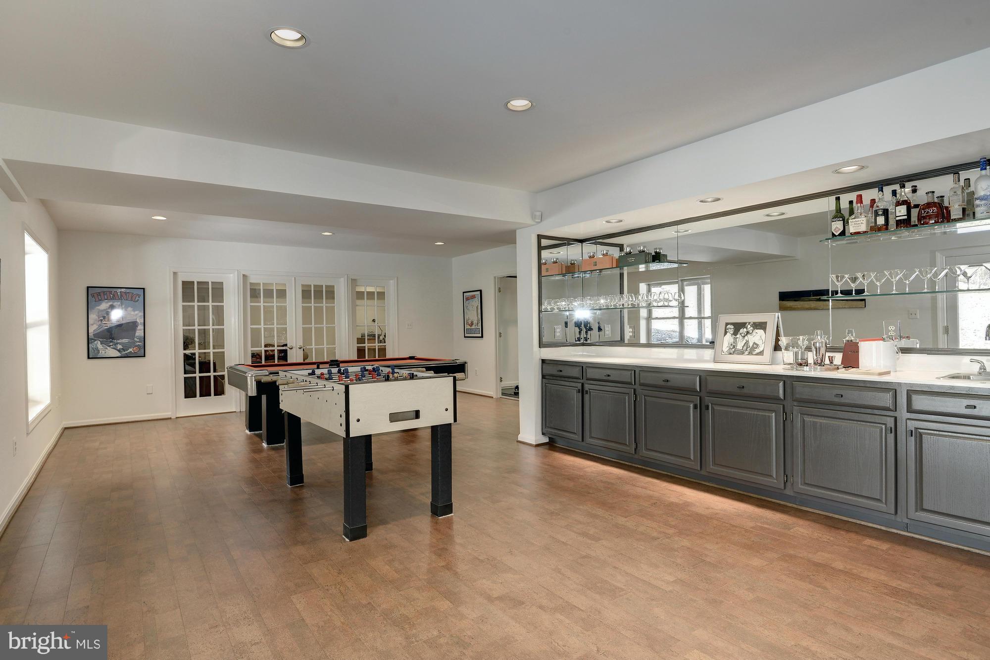 FARMLANDS - Residential