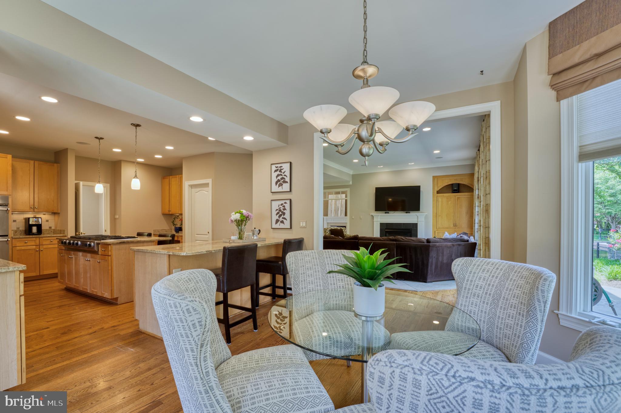 ONE CAMERON PLACE - Residential