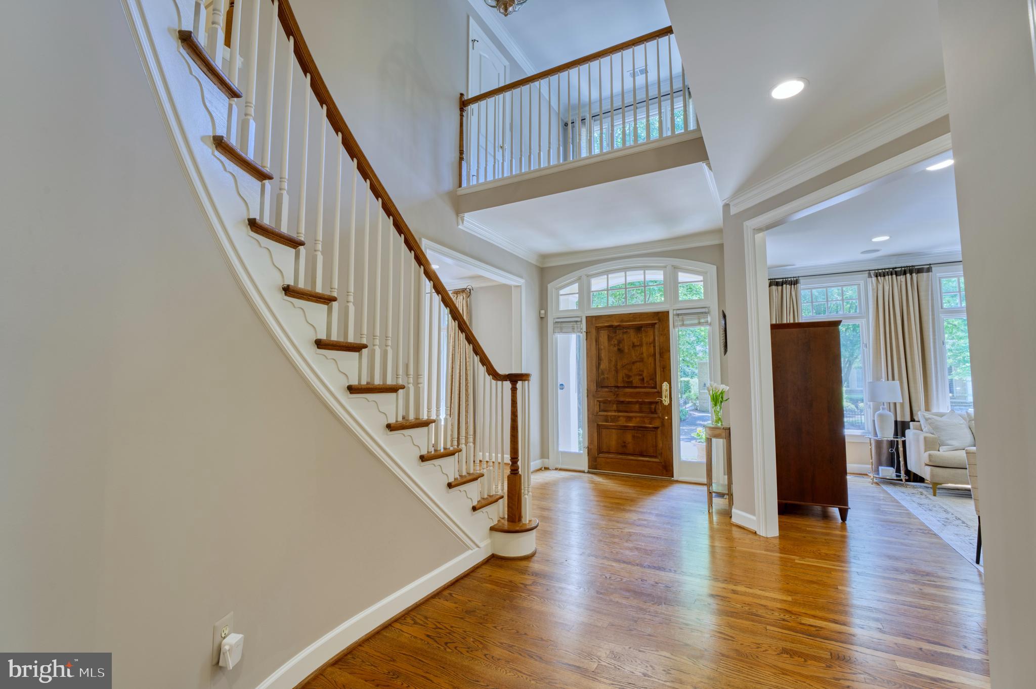 ONE CAMERON PLACE - Residential