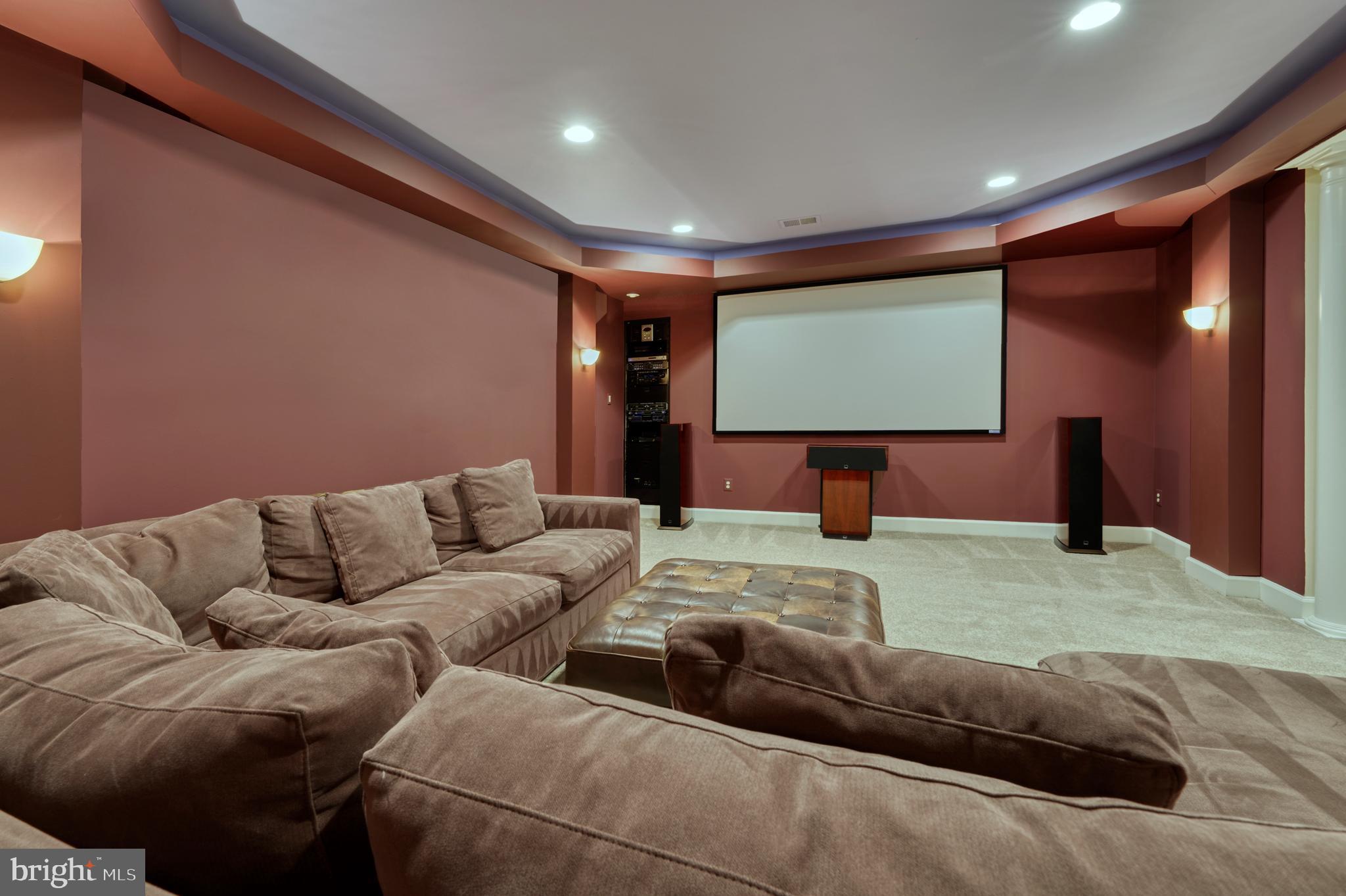 ONE CAMERON PLACE - Residential