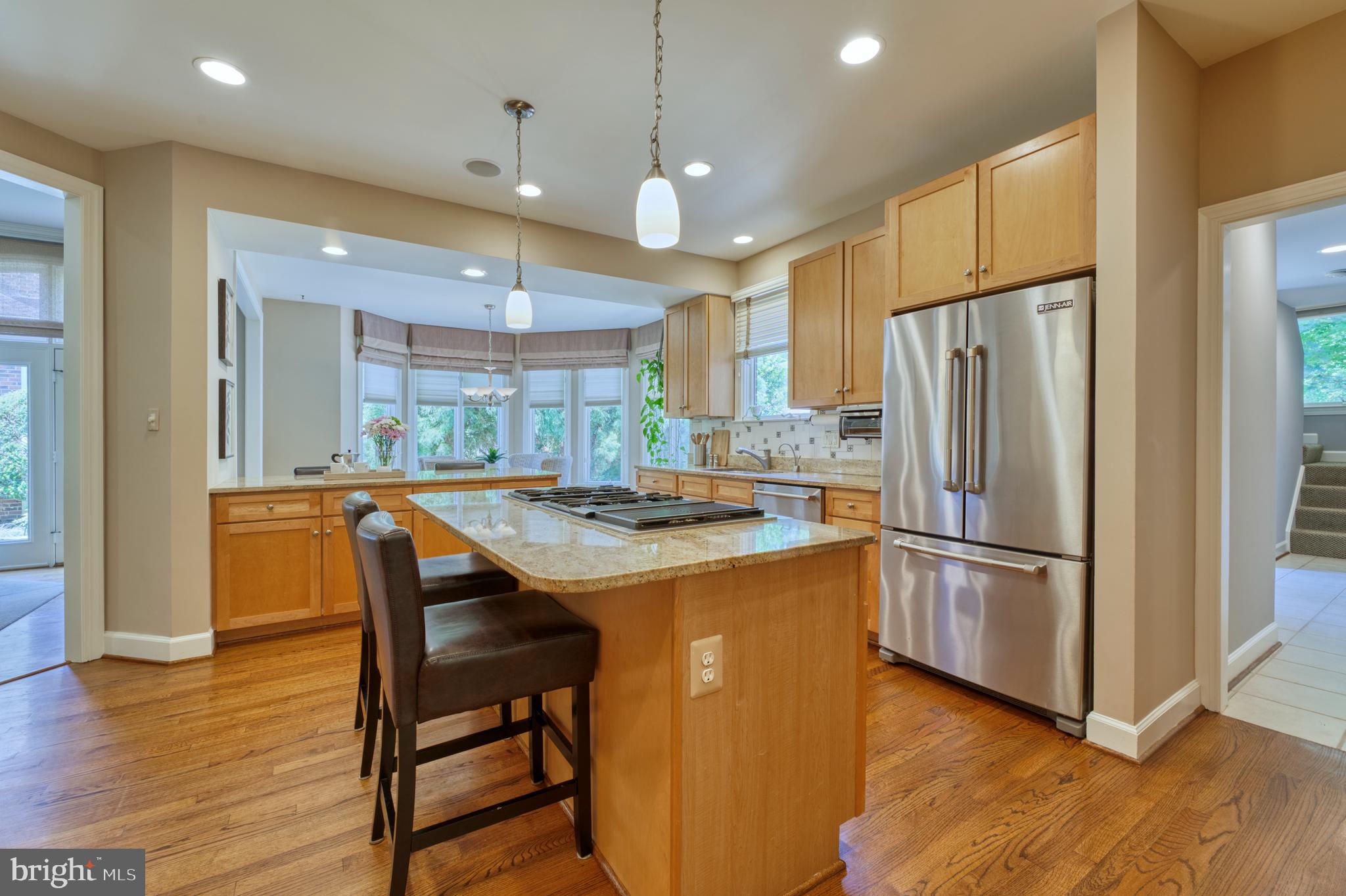 ONE CAMERON PLACE - Residential