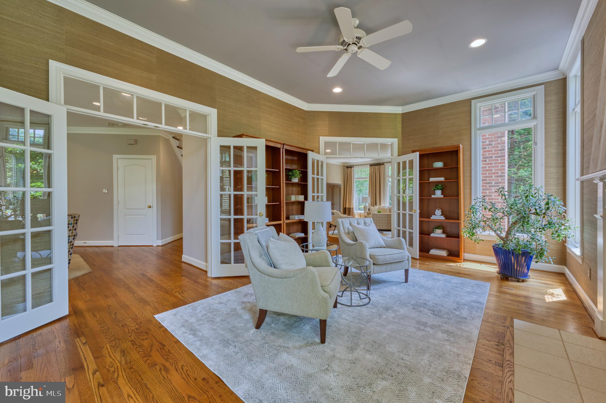 ONE CAMERON PLACE - Residential