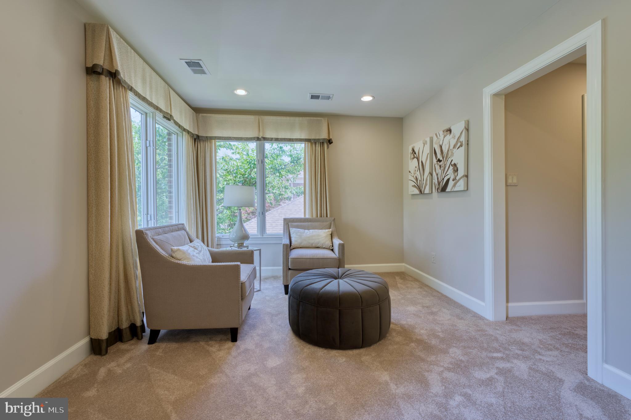 ONE CAMERON PLACE - Residential