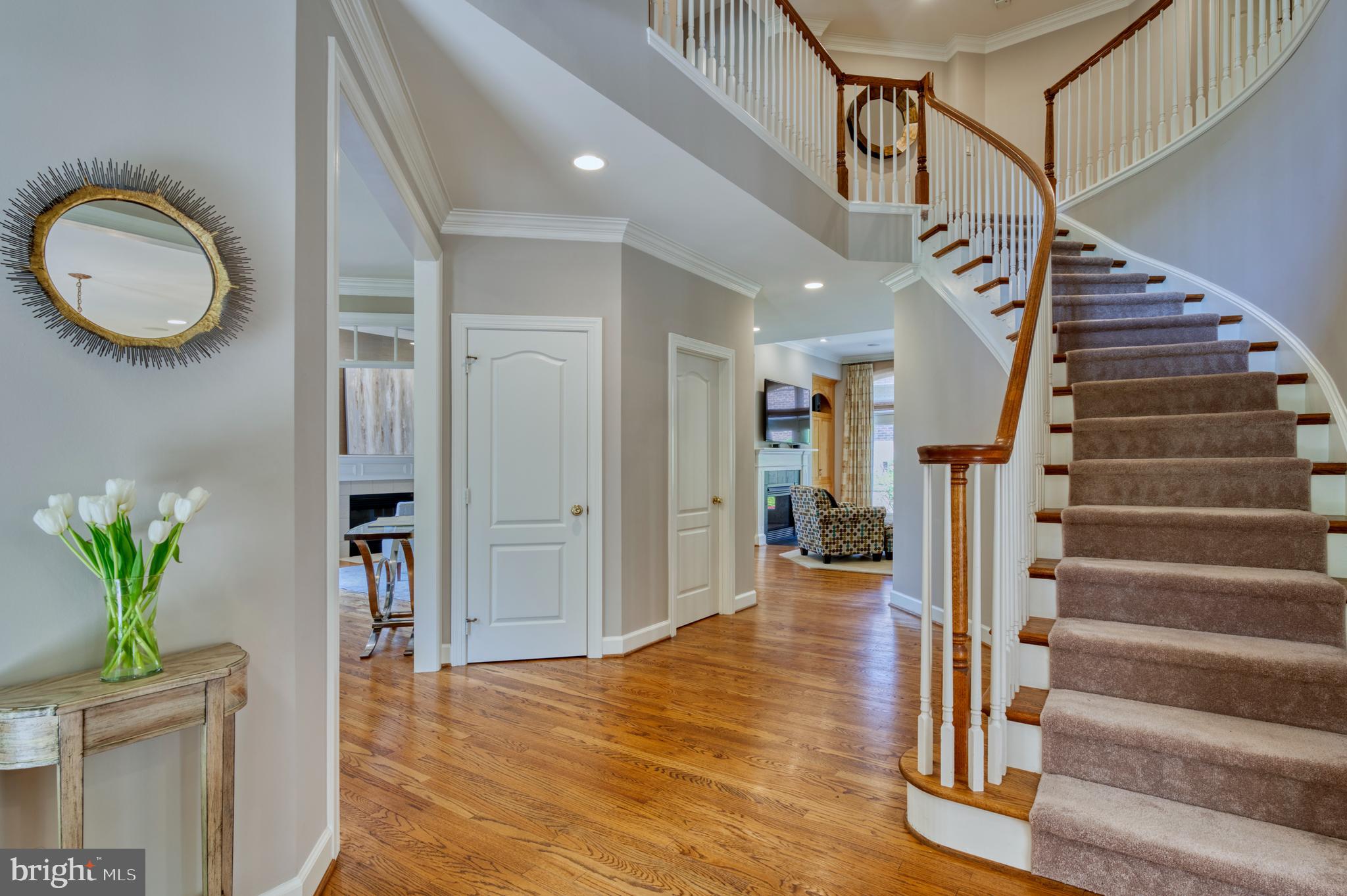 ONE CAMERON PLACE - Residential