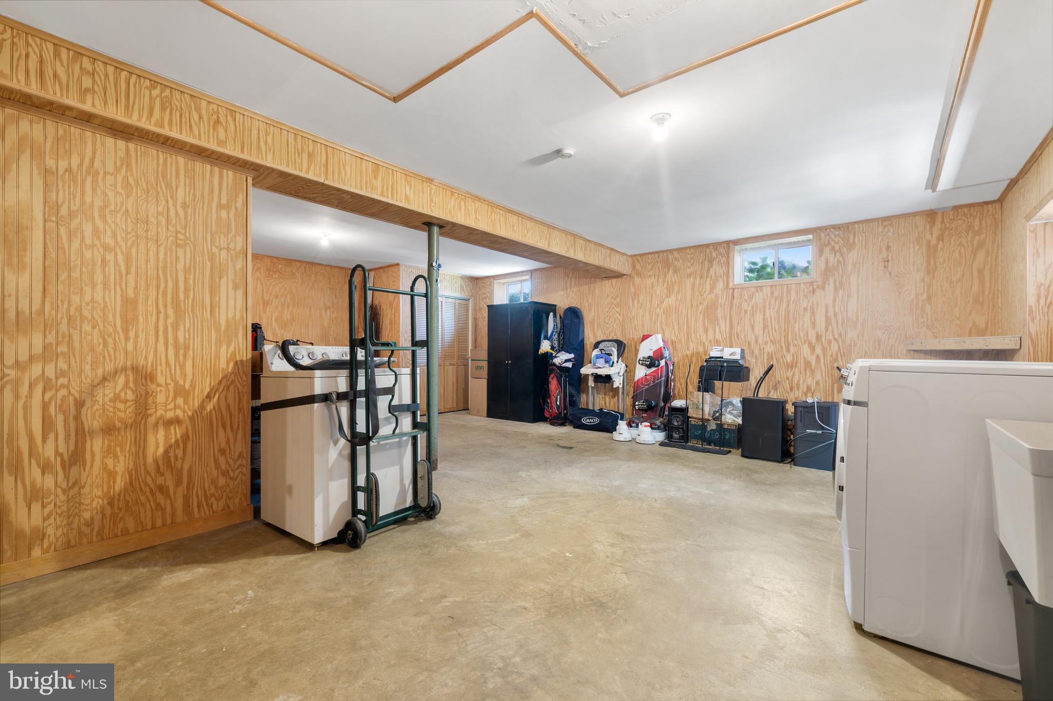 WEST ANNAPOLIS - Residential