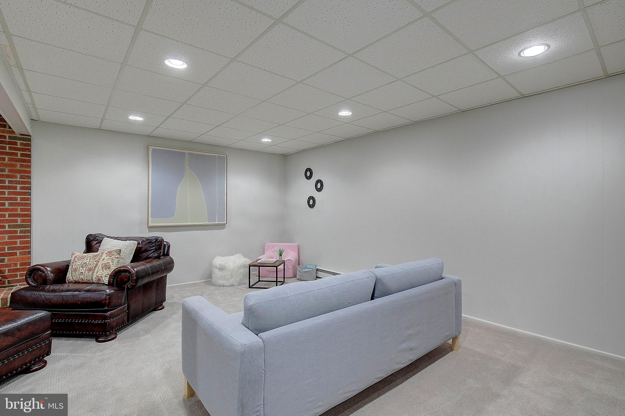 WEST ANNAPOLIS - Residential