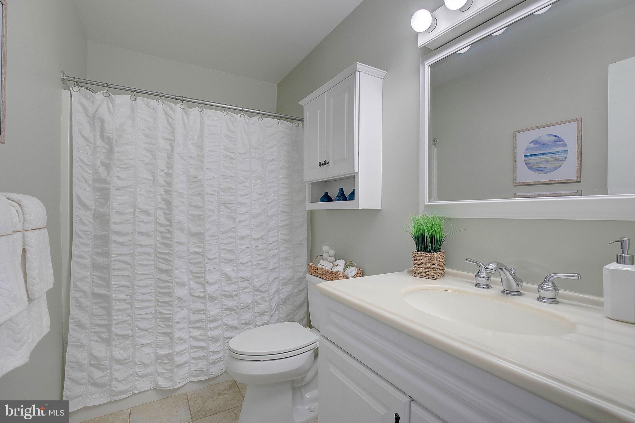 WEST ANNAPOLIS - Residential