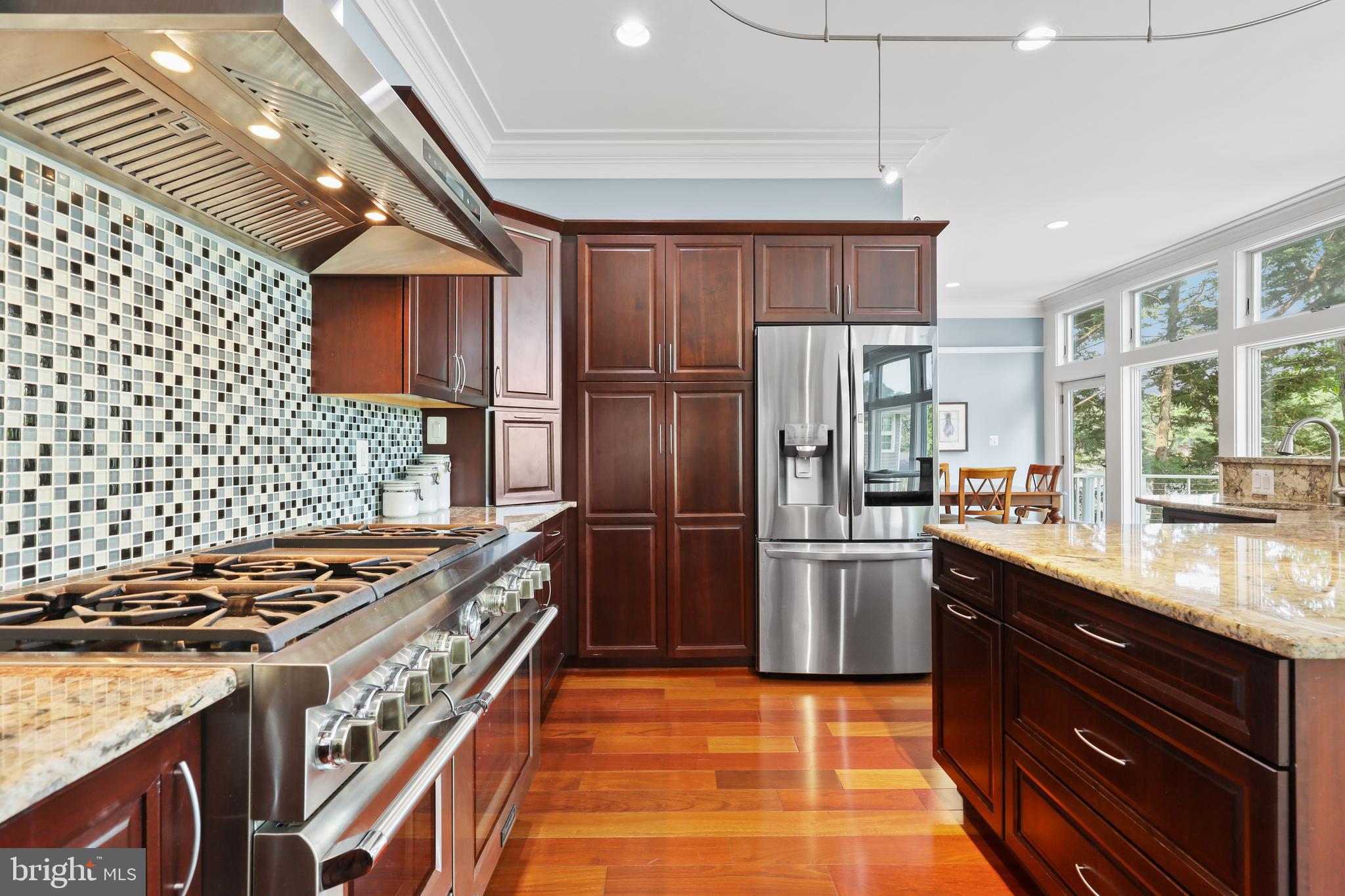 MANHATTAN BEACH - Residential