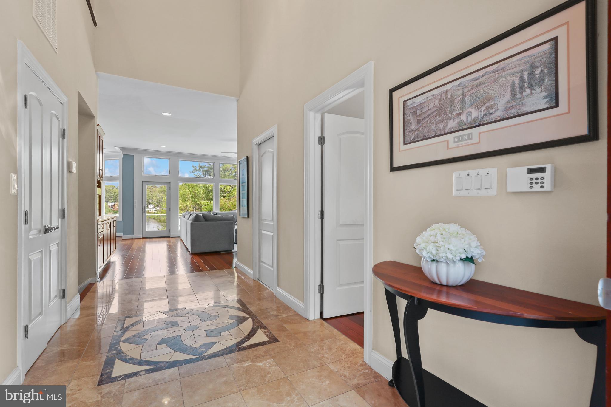 MANHATTAN BEACH - Residential