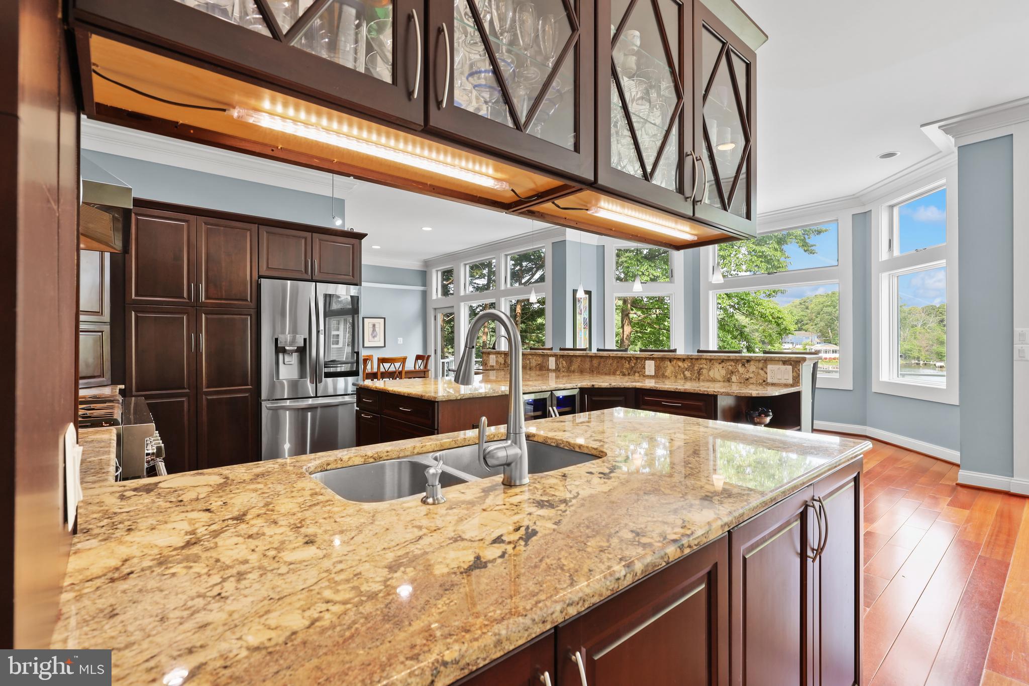 MANHATTAN BEACH - Residential