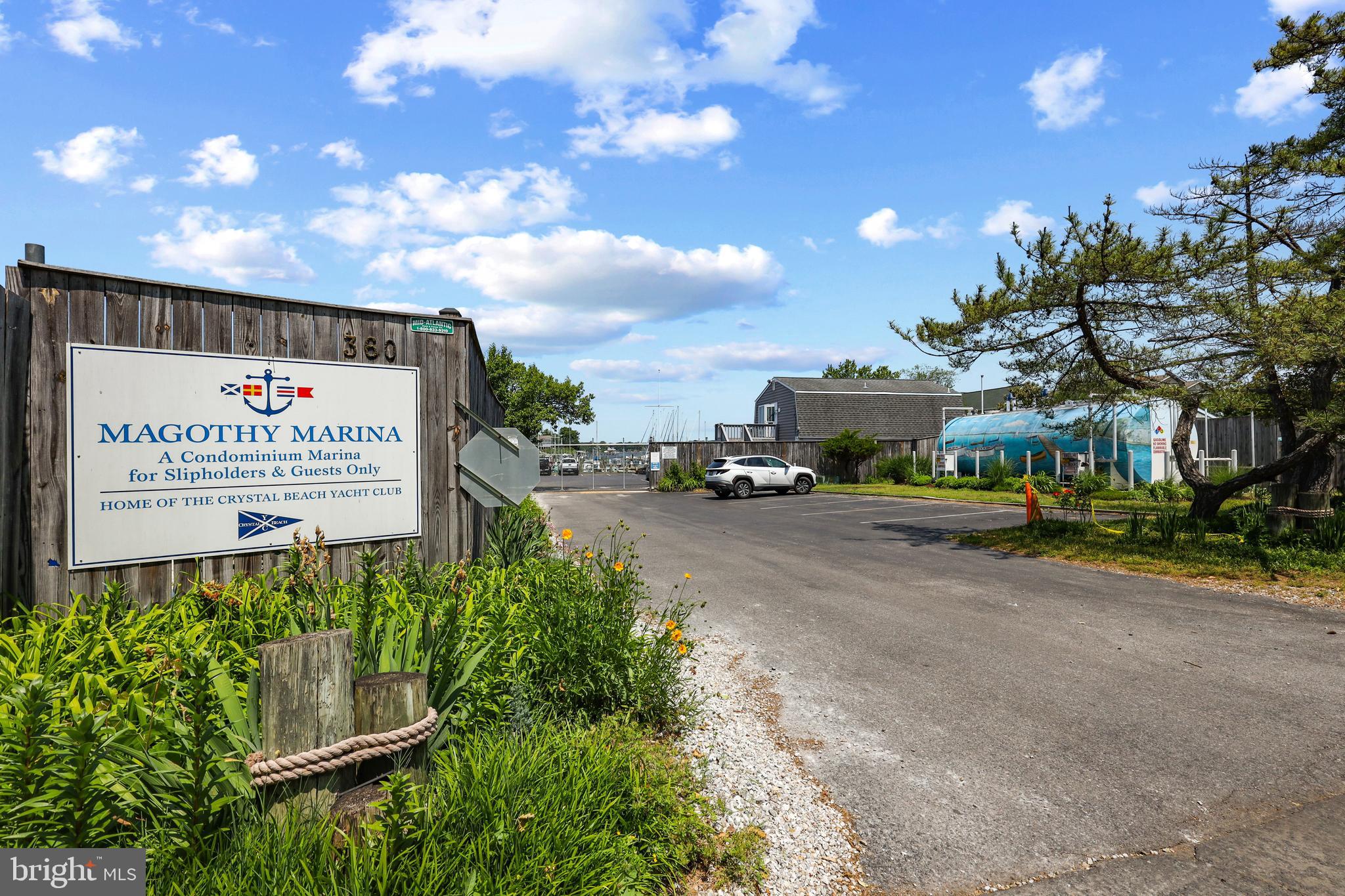 MANHATTAN BEACH - Residential
