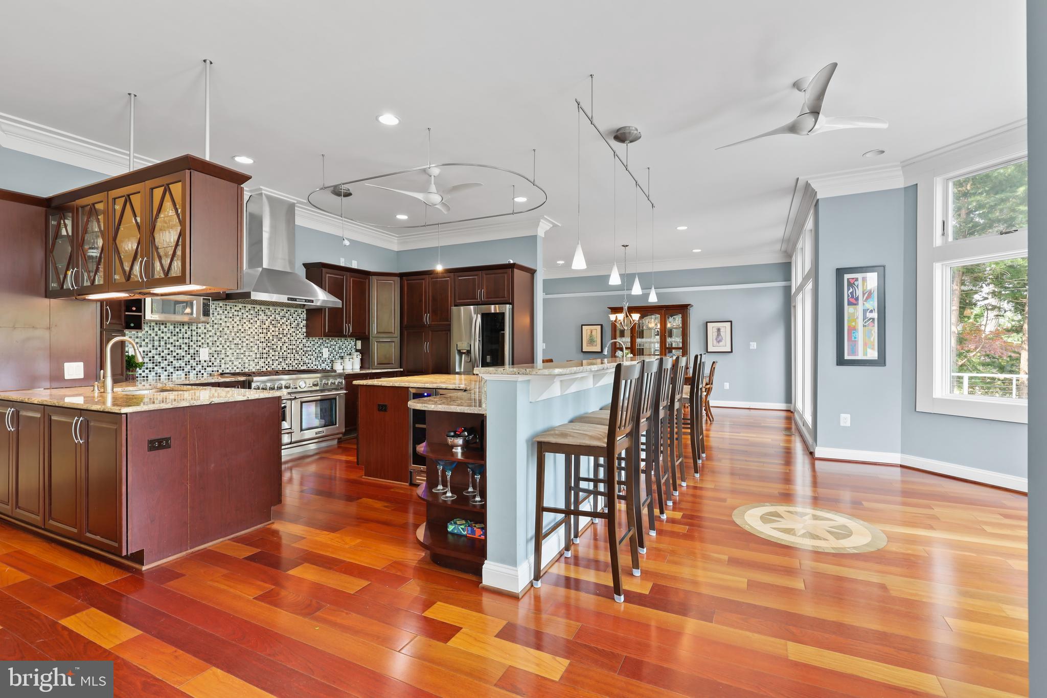 MANHATTAN BEACH - Residential