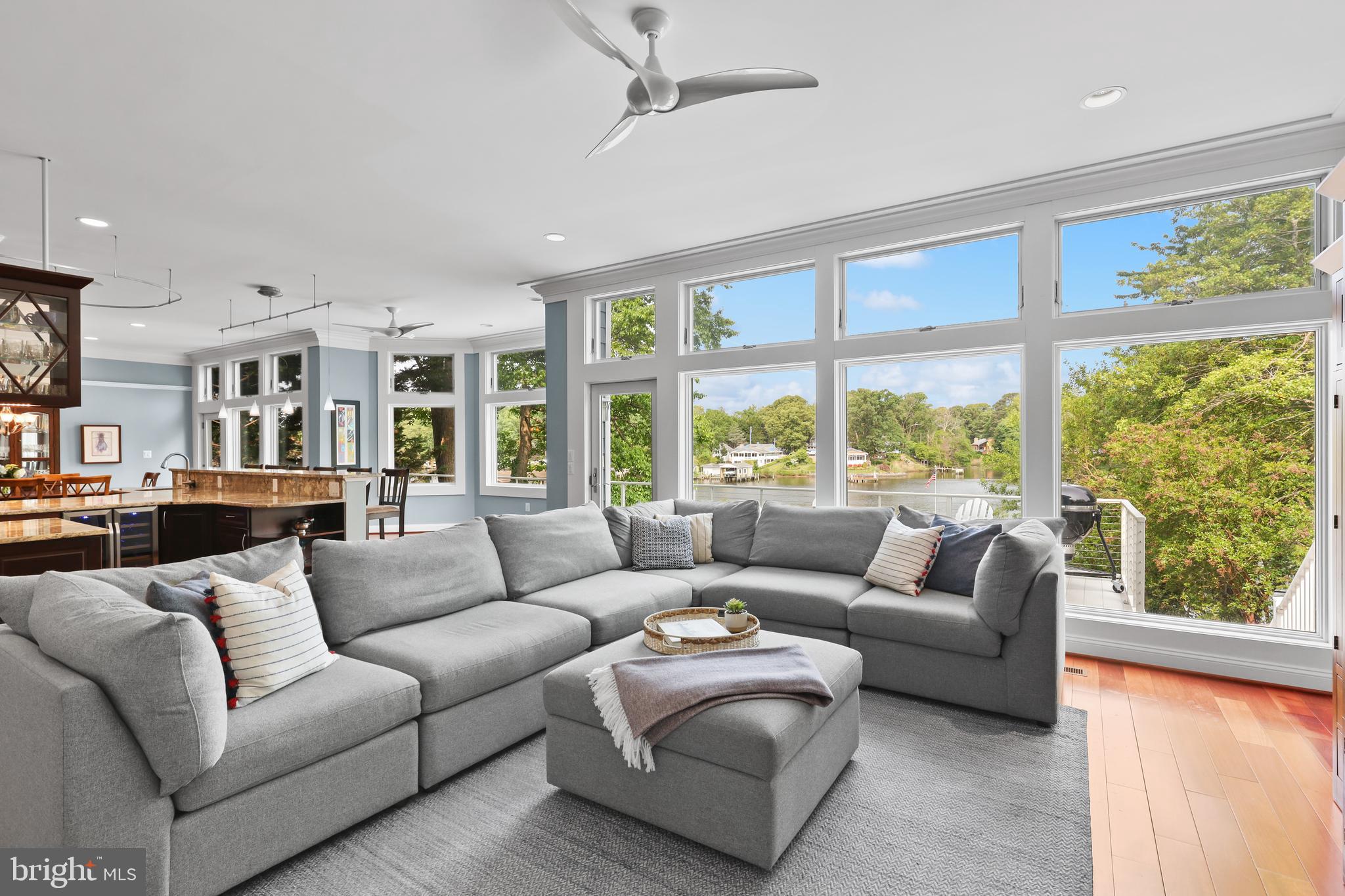 MANHATTAN BEACH - Residential