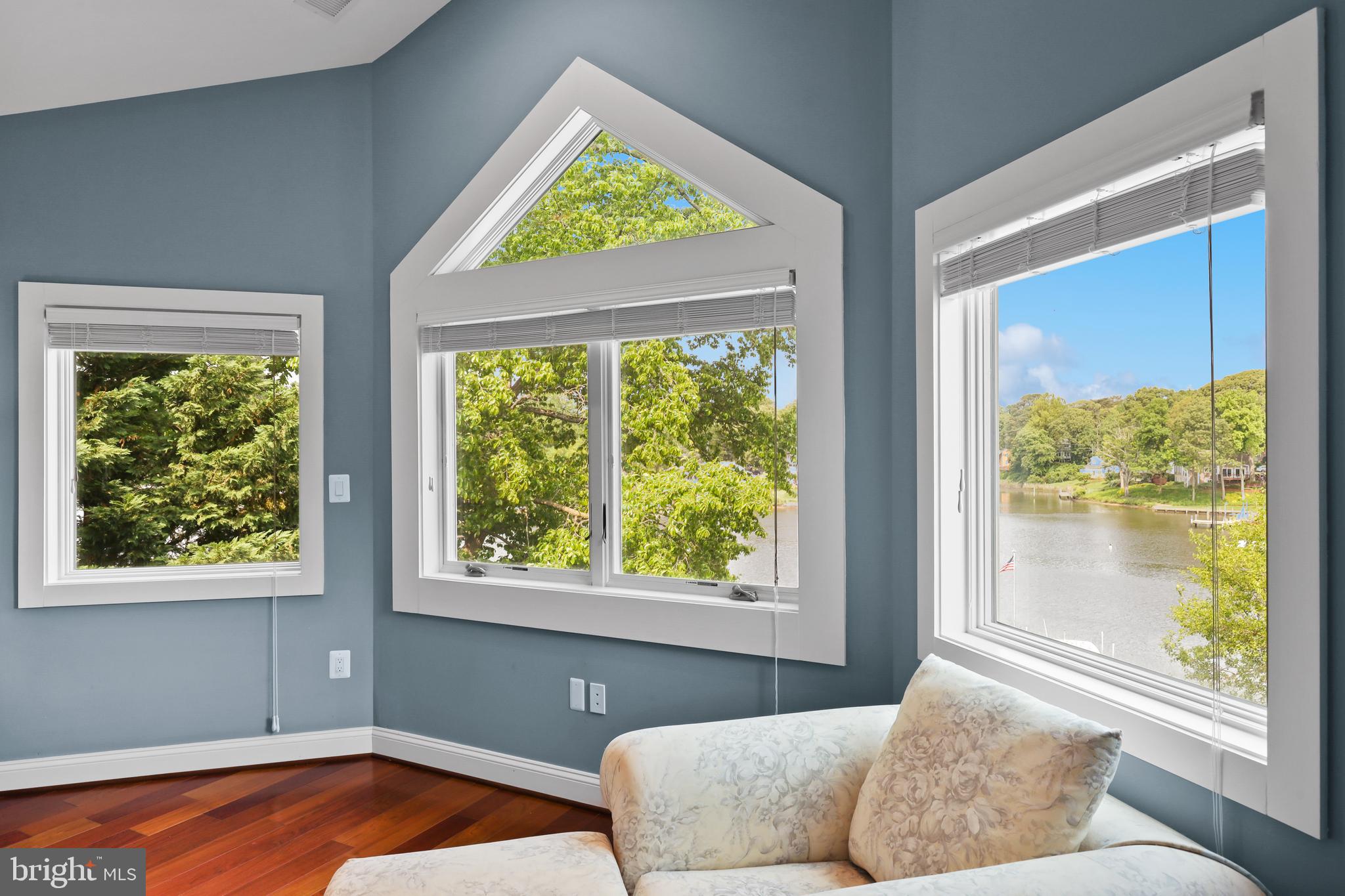 MANHATTAN BEACH - Residential