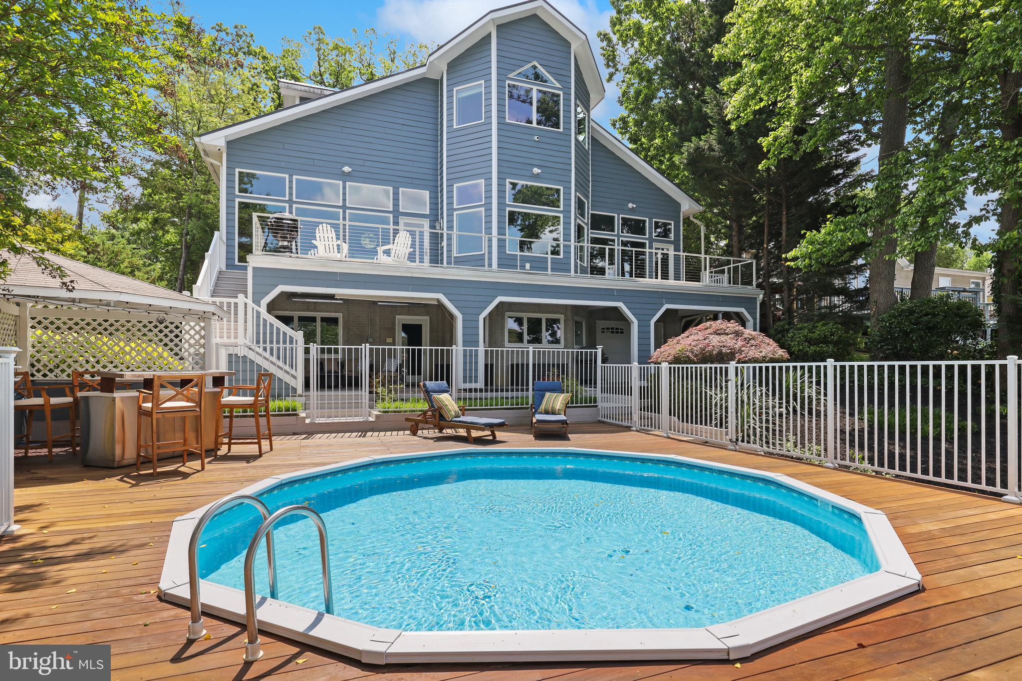 MANHATTAN BEACH - Residential