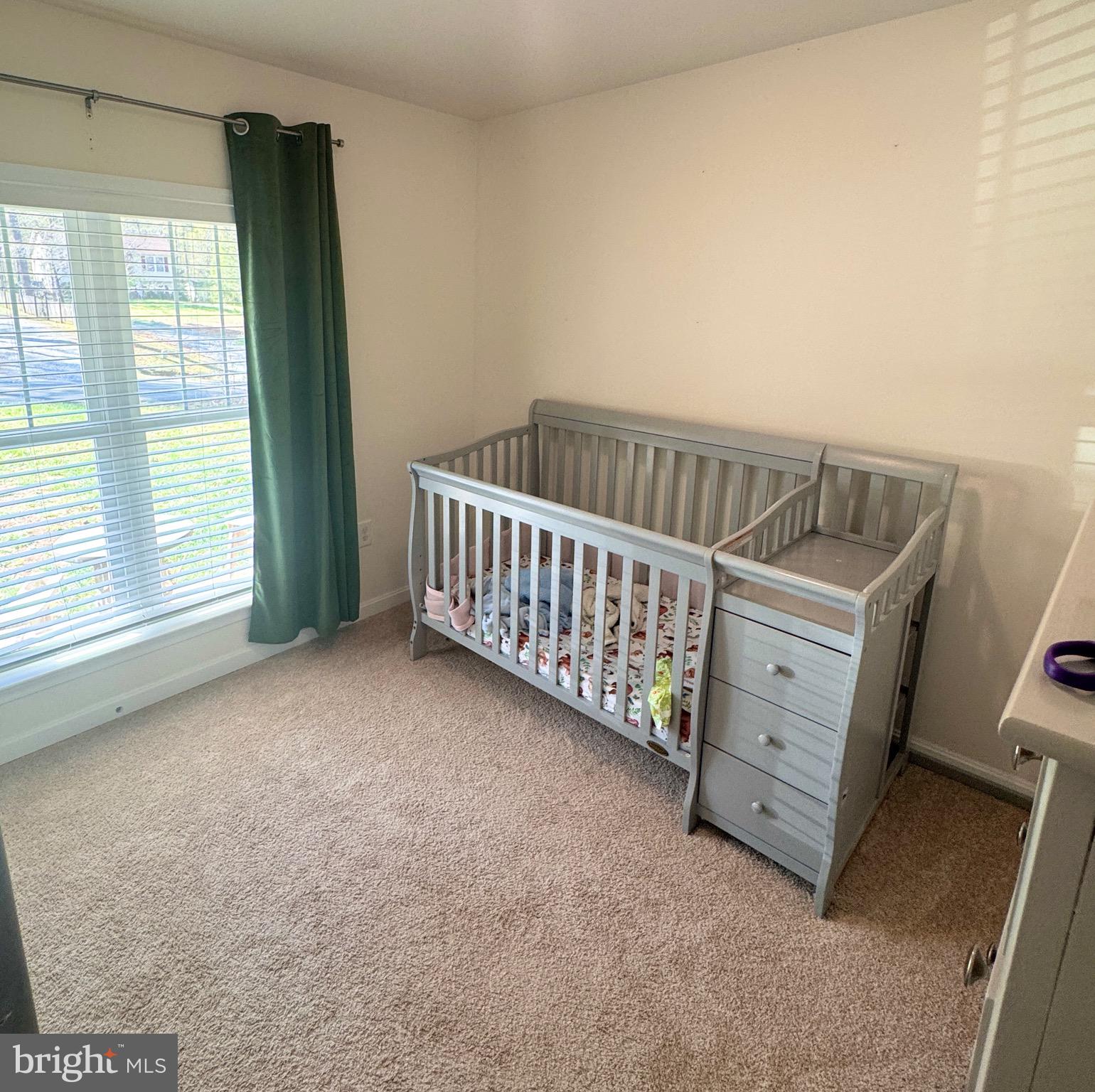 LAKE LAND OR - Residential Lease