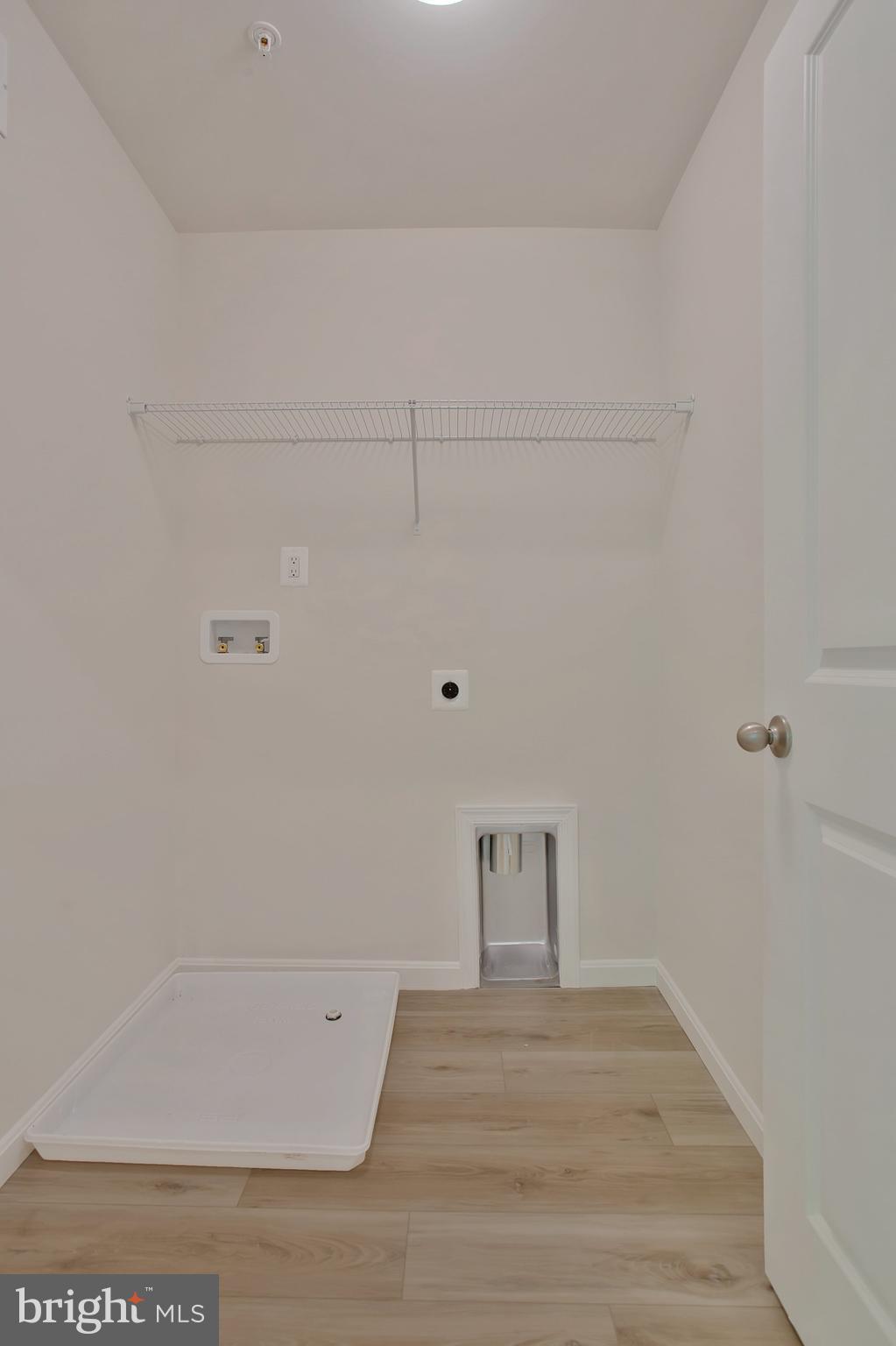 NESTORS LANDING - Residential