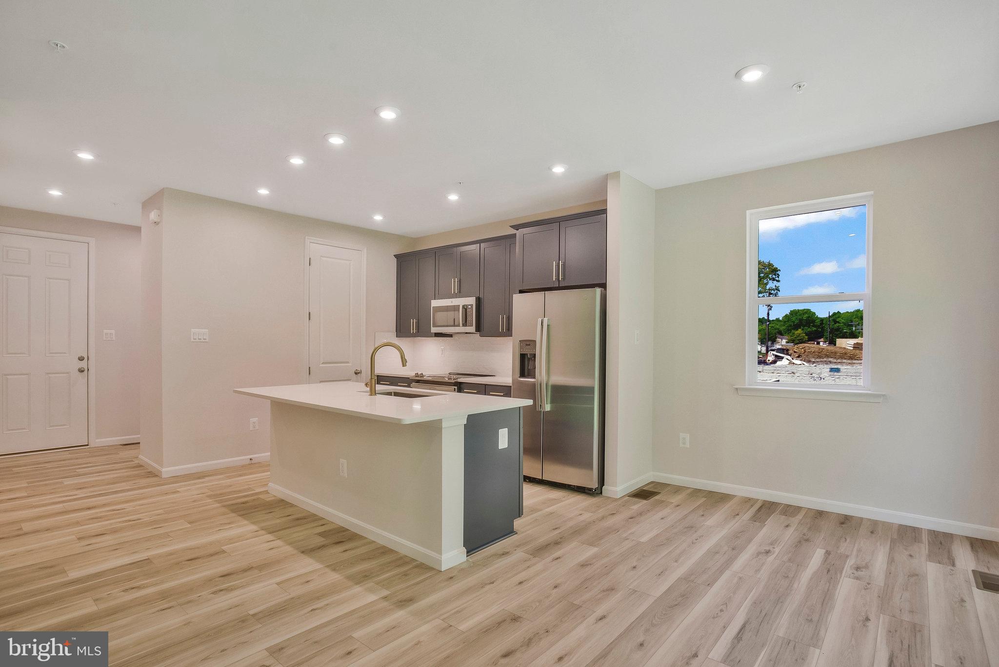 NESTORS LANDING - Residential