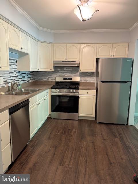119 VILLAGE DRIVE