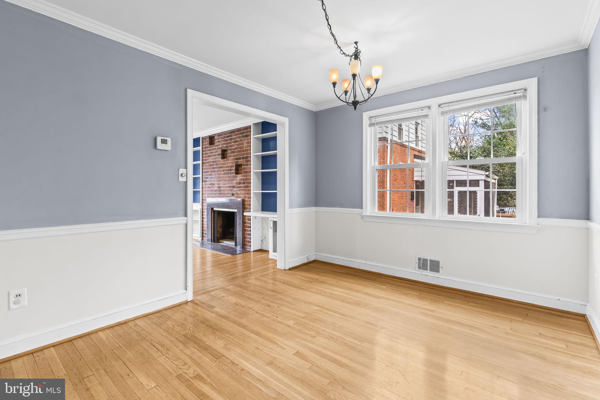 SILVER SPRING - Residential Lease