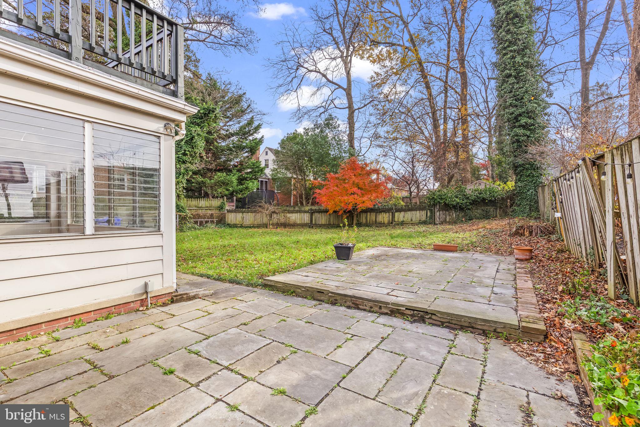 SILVER SPRING - Residential Lease