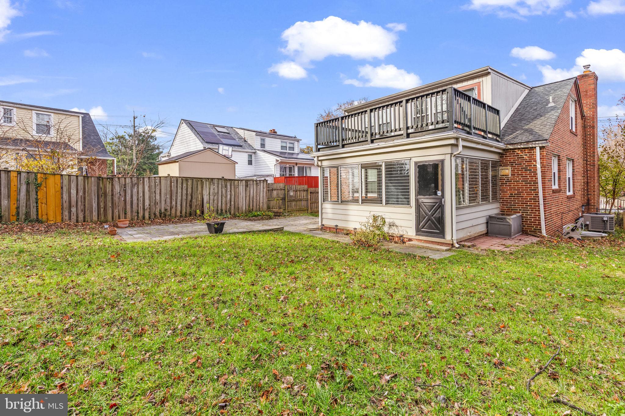 SILVER SPRING - Residential Lease