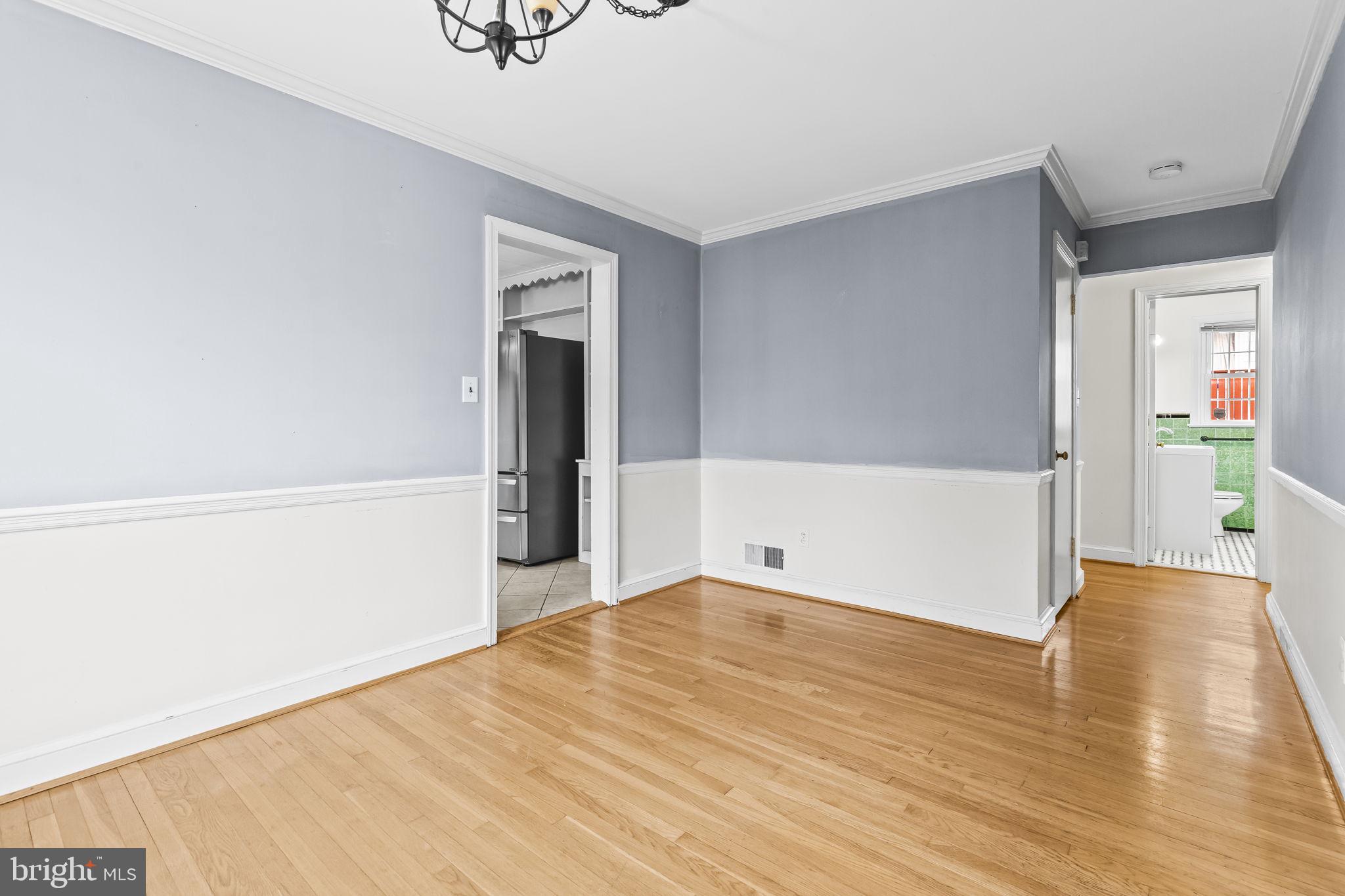 SILVER SPRING - Residential Lease