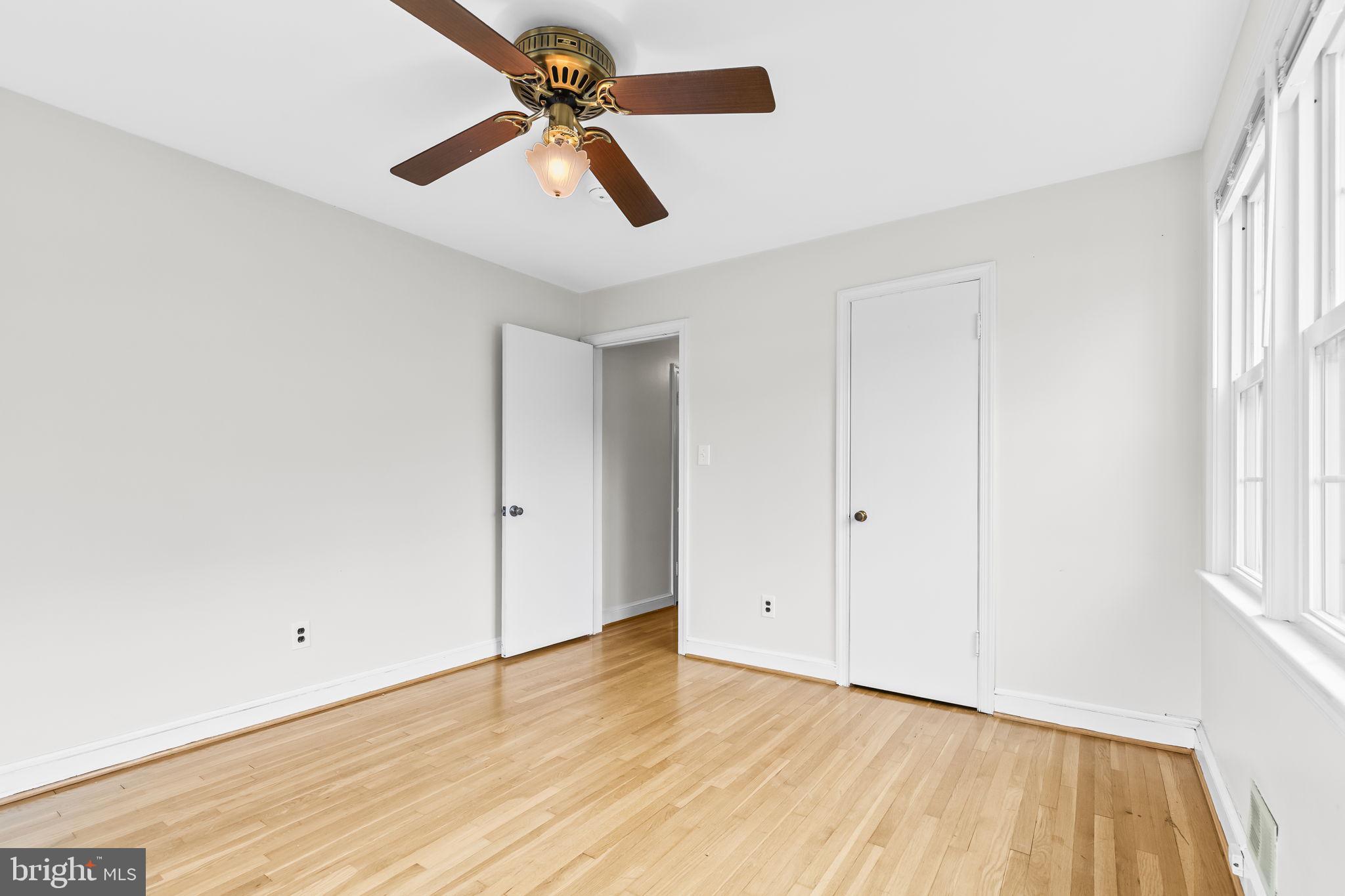 SILVER SPRING - Residential Lease