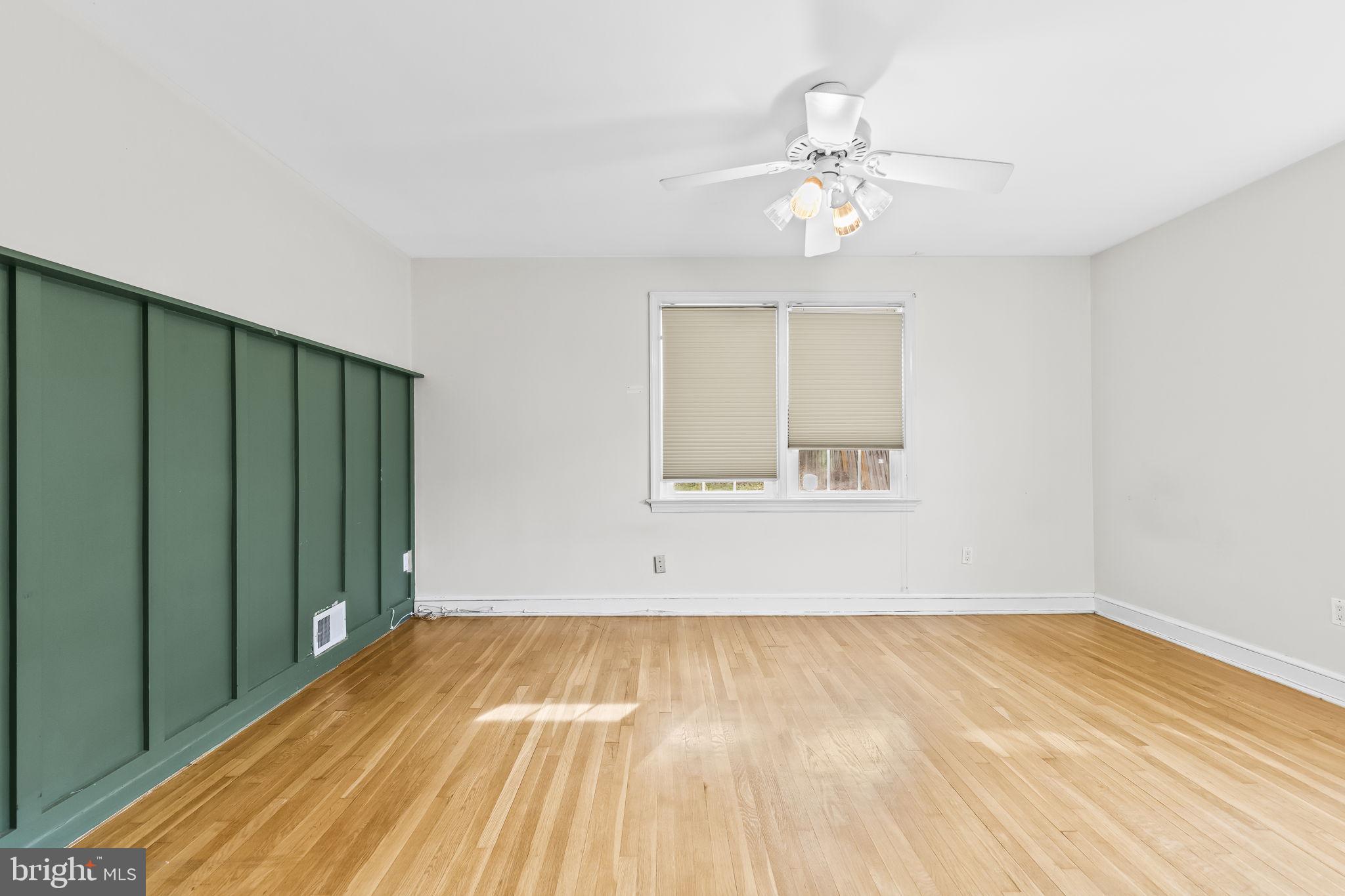 SILVER SPRING - Residential Lease