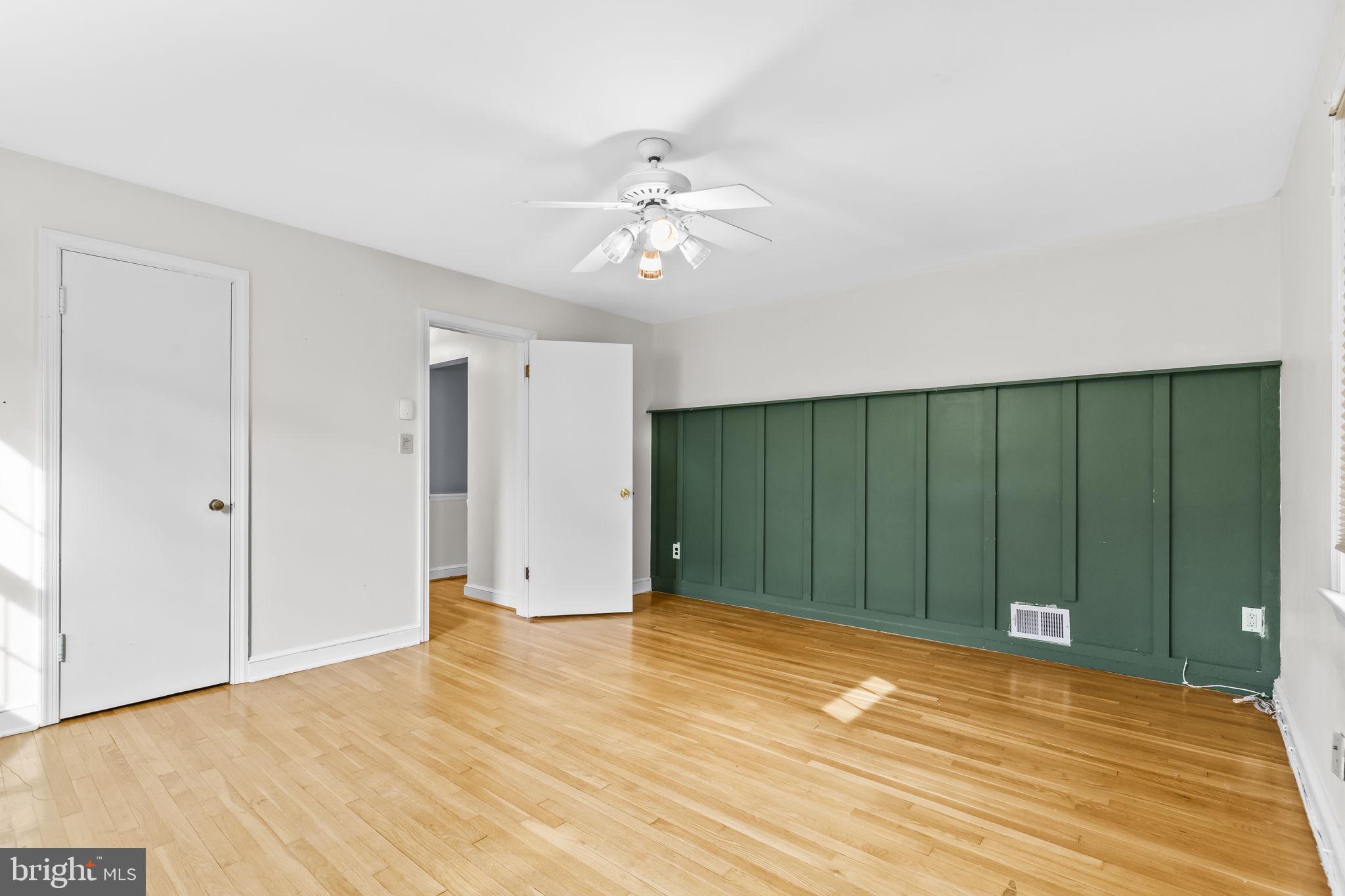 SILVER SPRING - Residential Lease