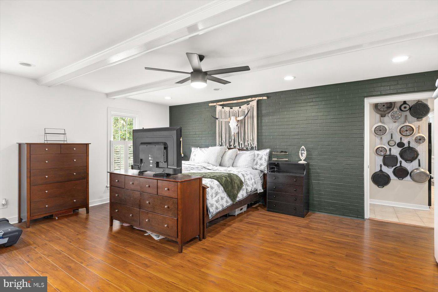 CLEARVIEW HEIGHTS - Residential