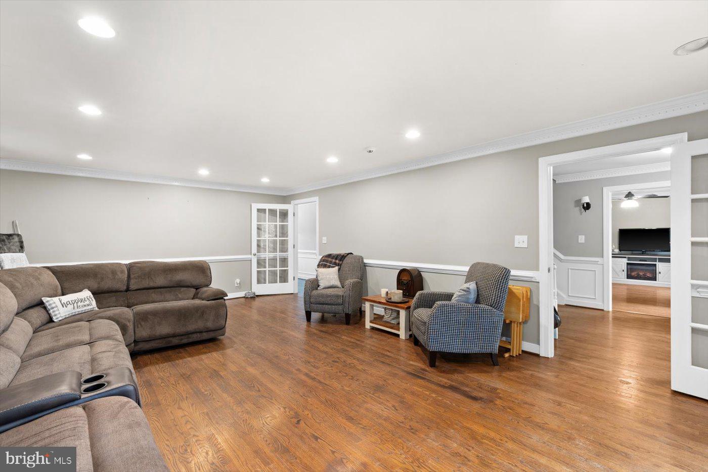 CLEARVIEW HEIGHTS - Residential