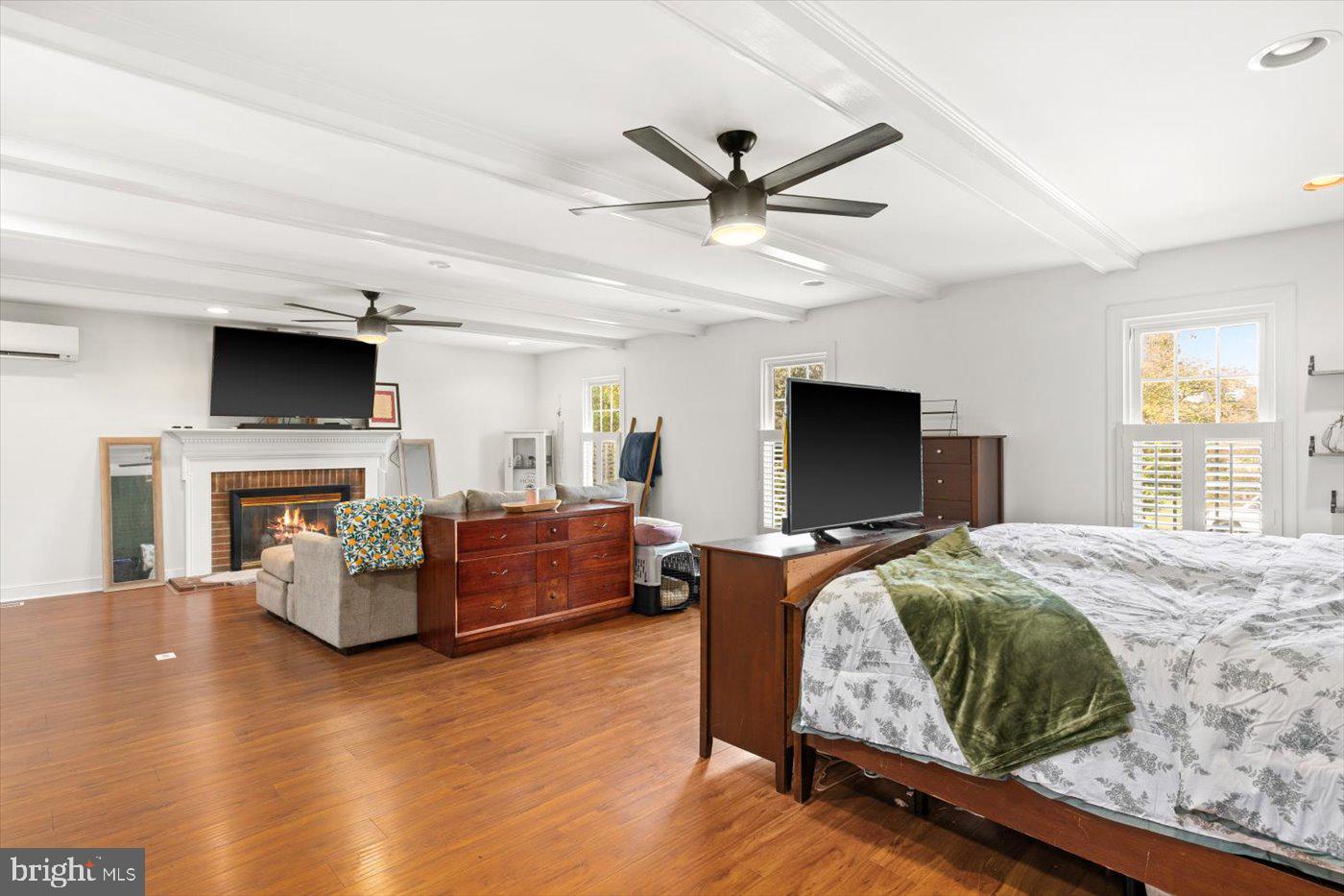 CLEARVIEW HEIGHTS - Residential