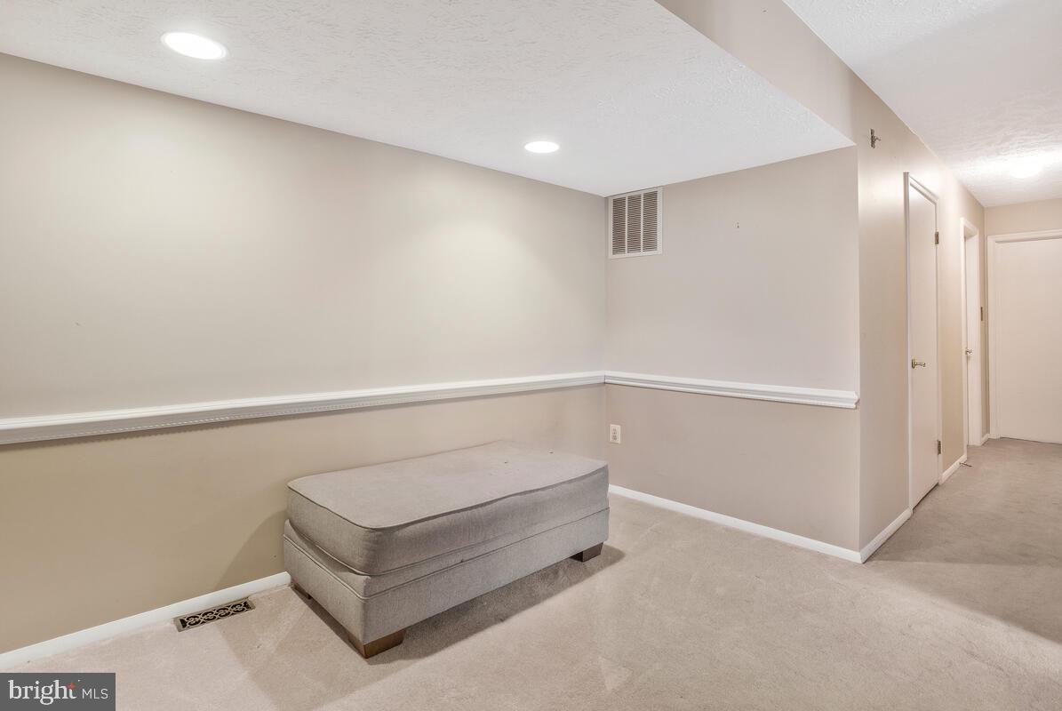 CHESTERFIELD - Residential