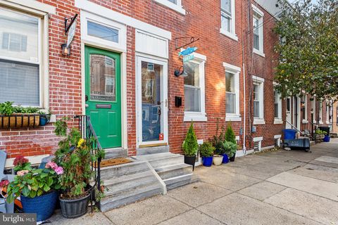 Photo of 1837 Cedar Street, PHILADELPHIA, PA 19125 (MLS # PAPH2556454)