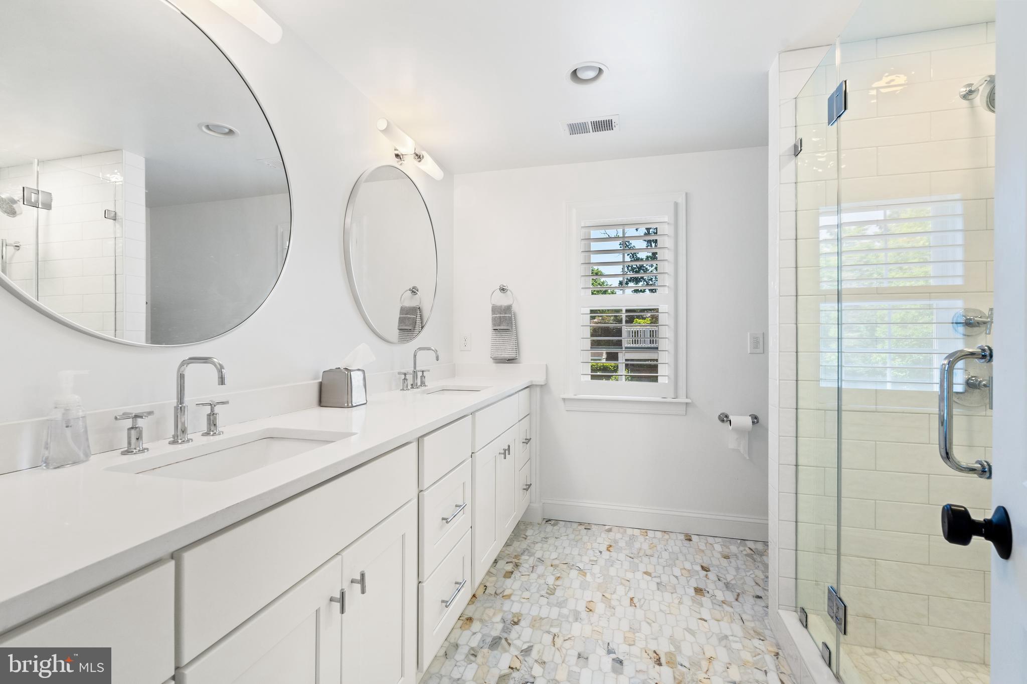 BEVERLEY HILLS - Residential