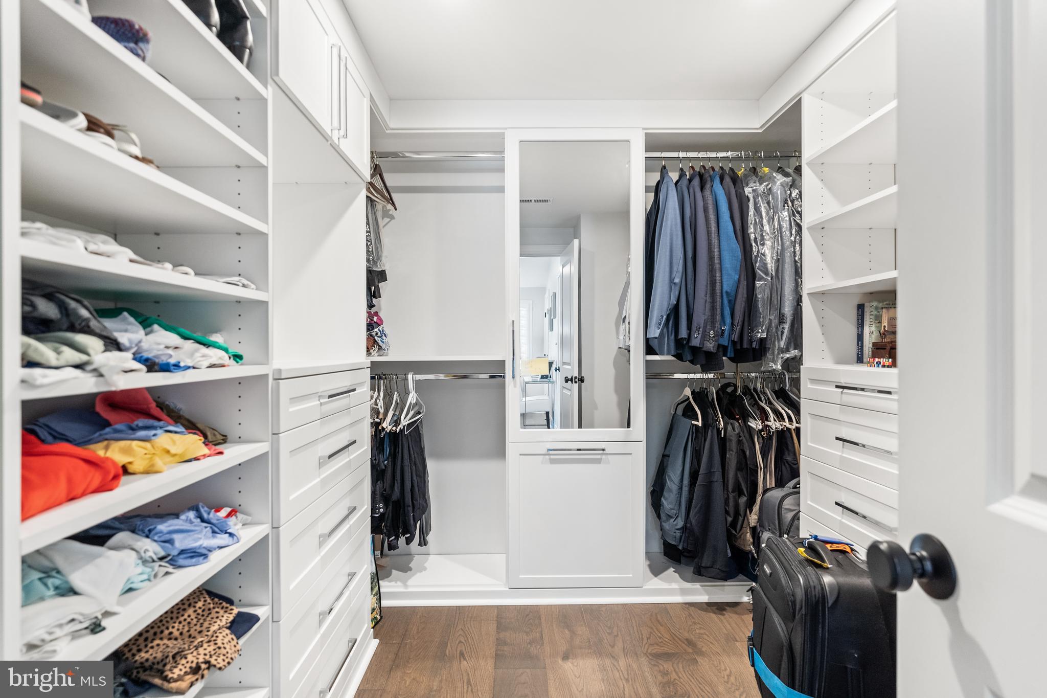 BEVERLEY HILLS - Residential