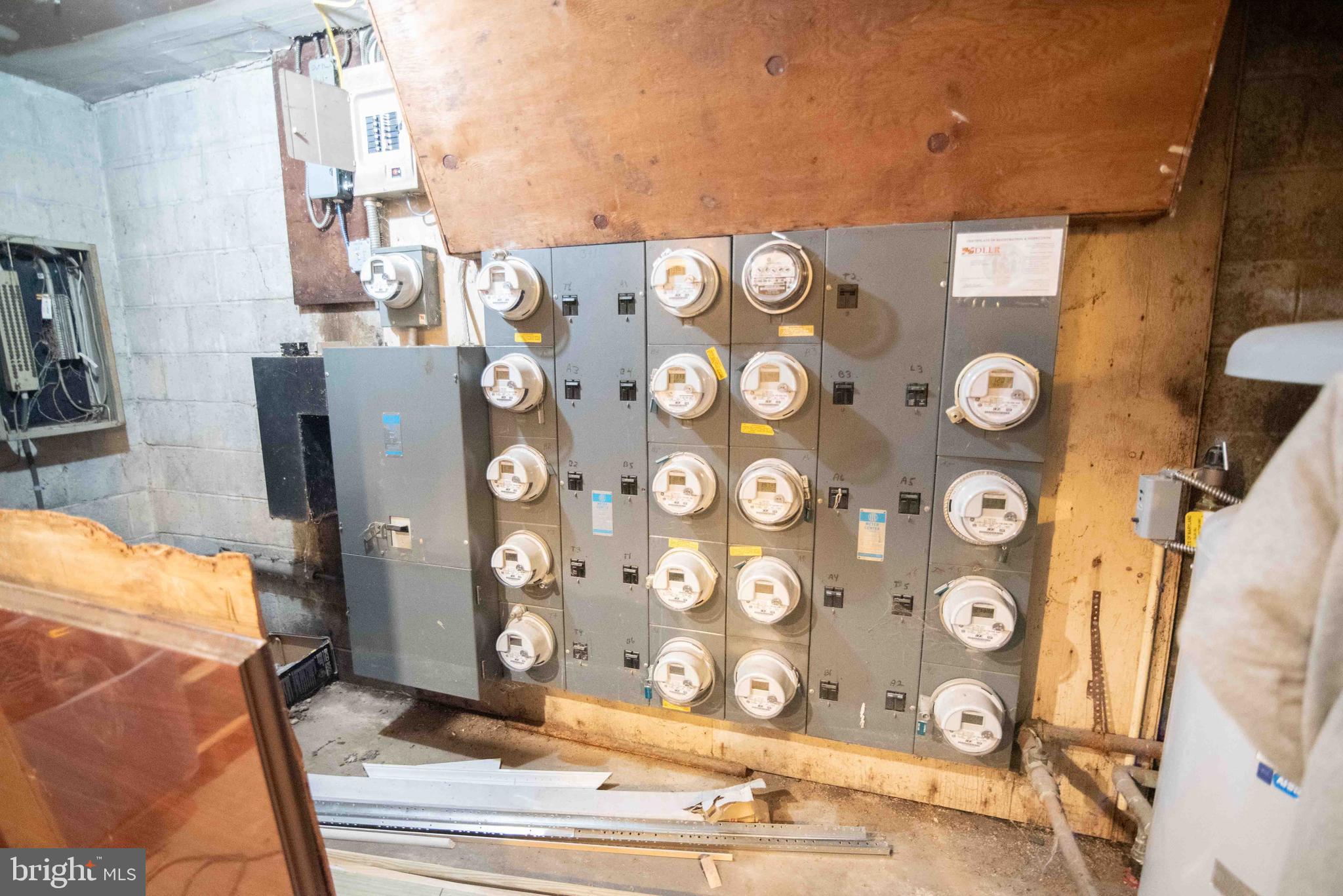 MOUNT HOLLY - Commercial Sale