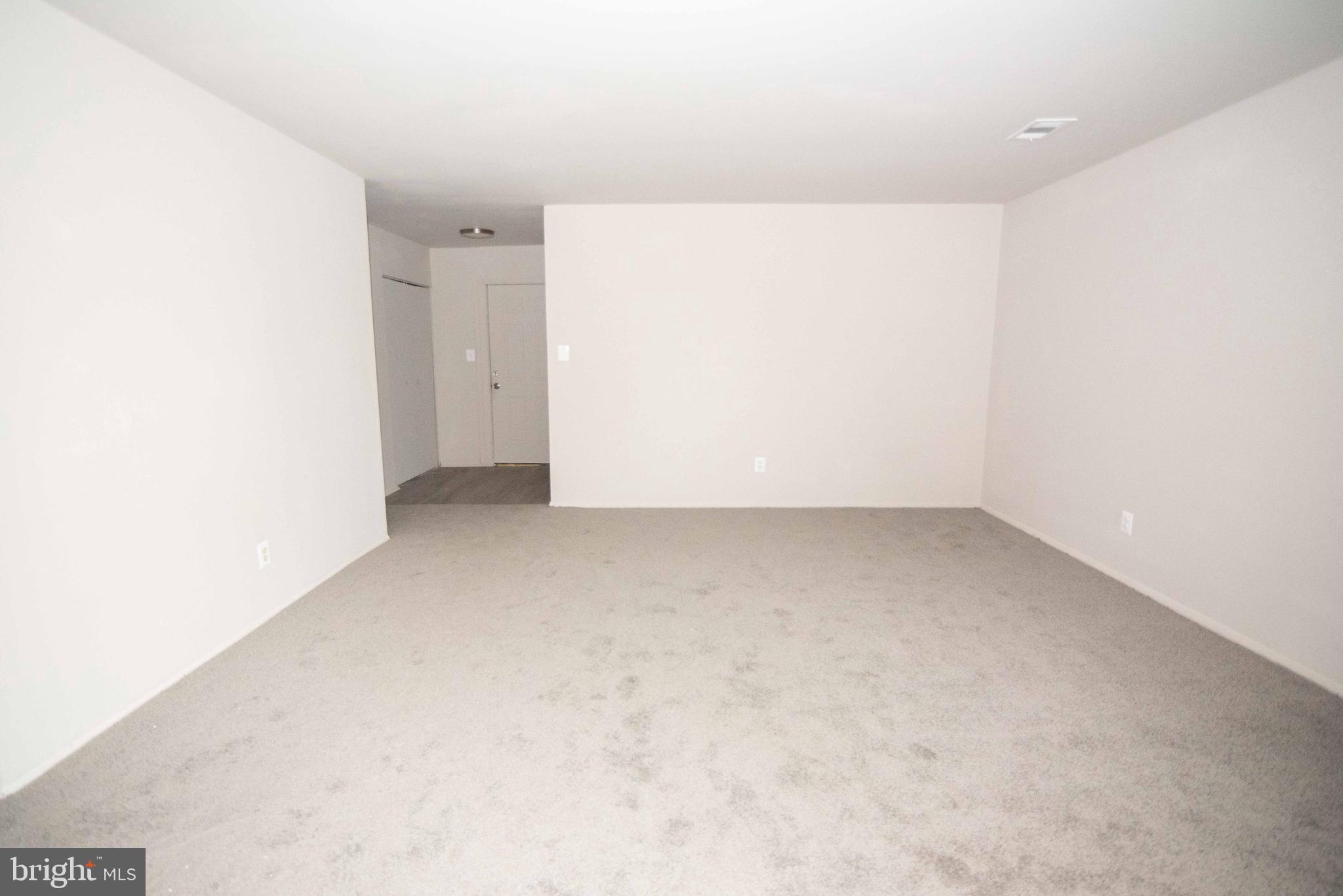 MOUNT HOLLY - Commercial Sale