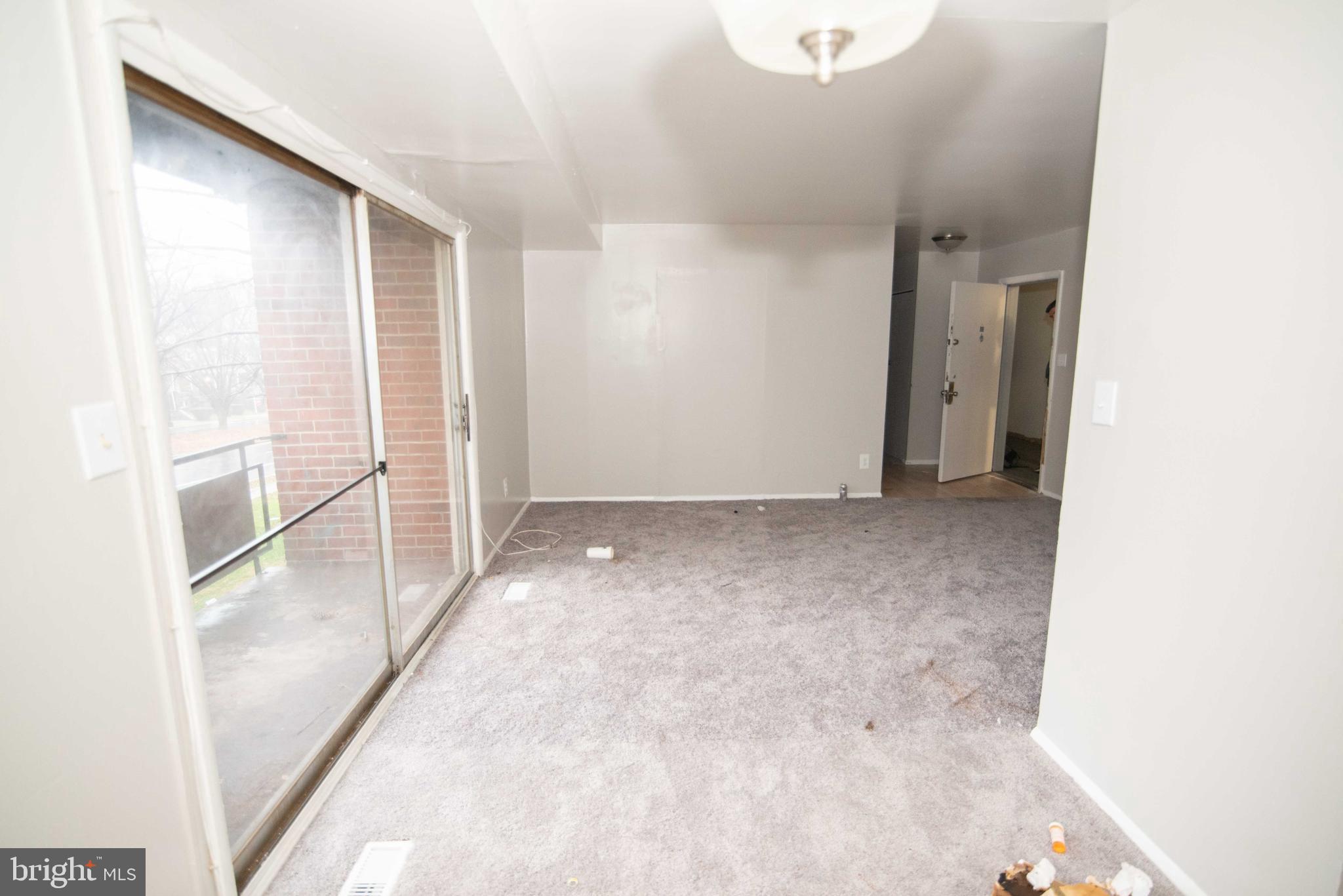 MOUNT HOLLY - Commercial Sale