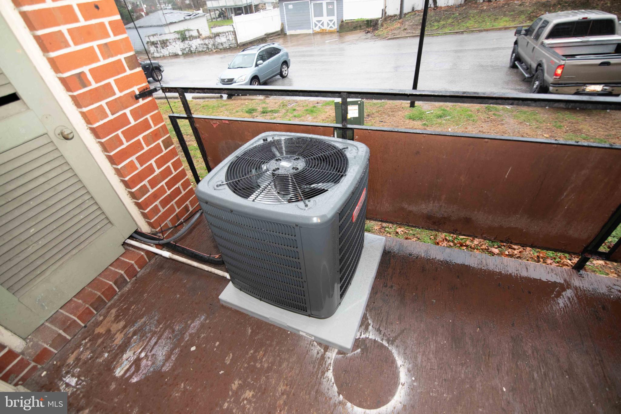 MOUNT HOLLY - Commercial Sale