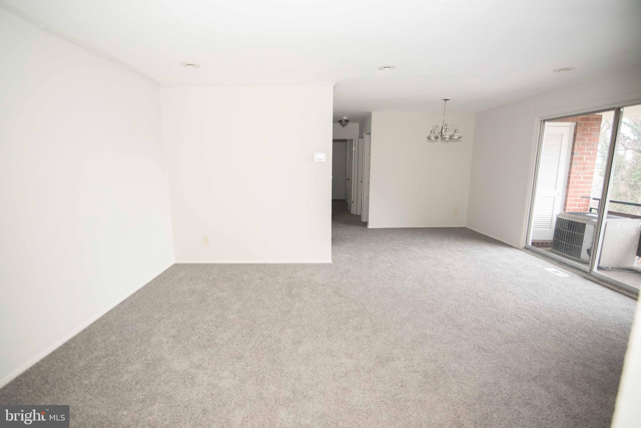 MOUNT HOLLY - Commercial Sale